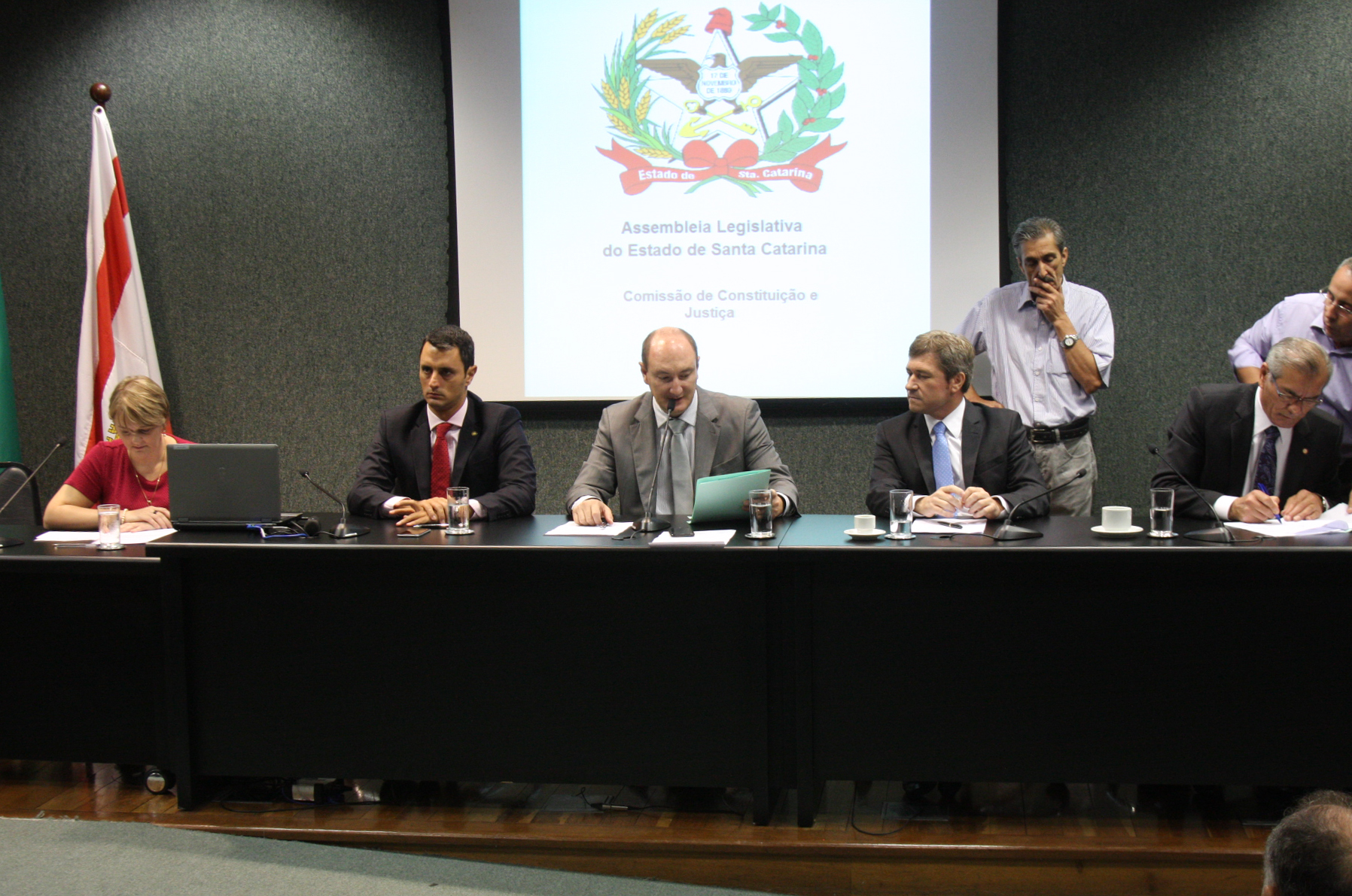 Extraordinária CCJ.