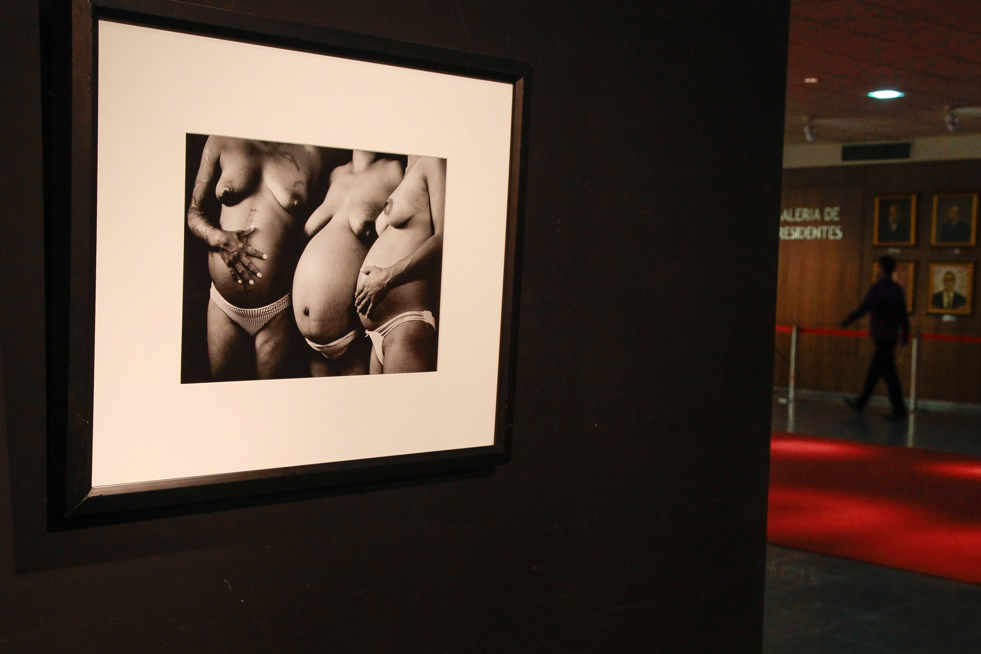 Exposição em comemoração ao Dia Internacional da Mulher.