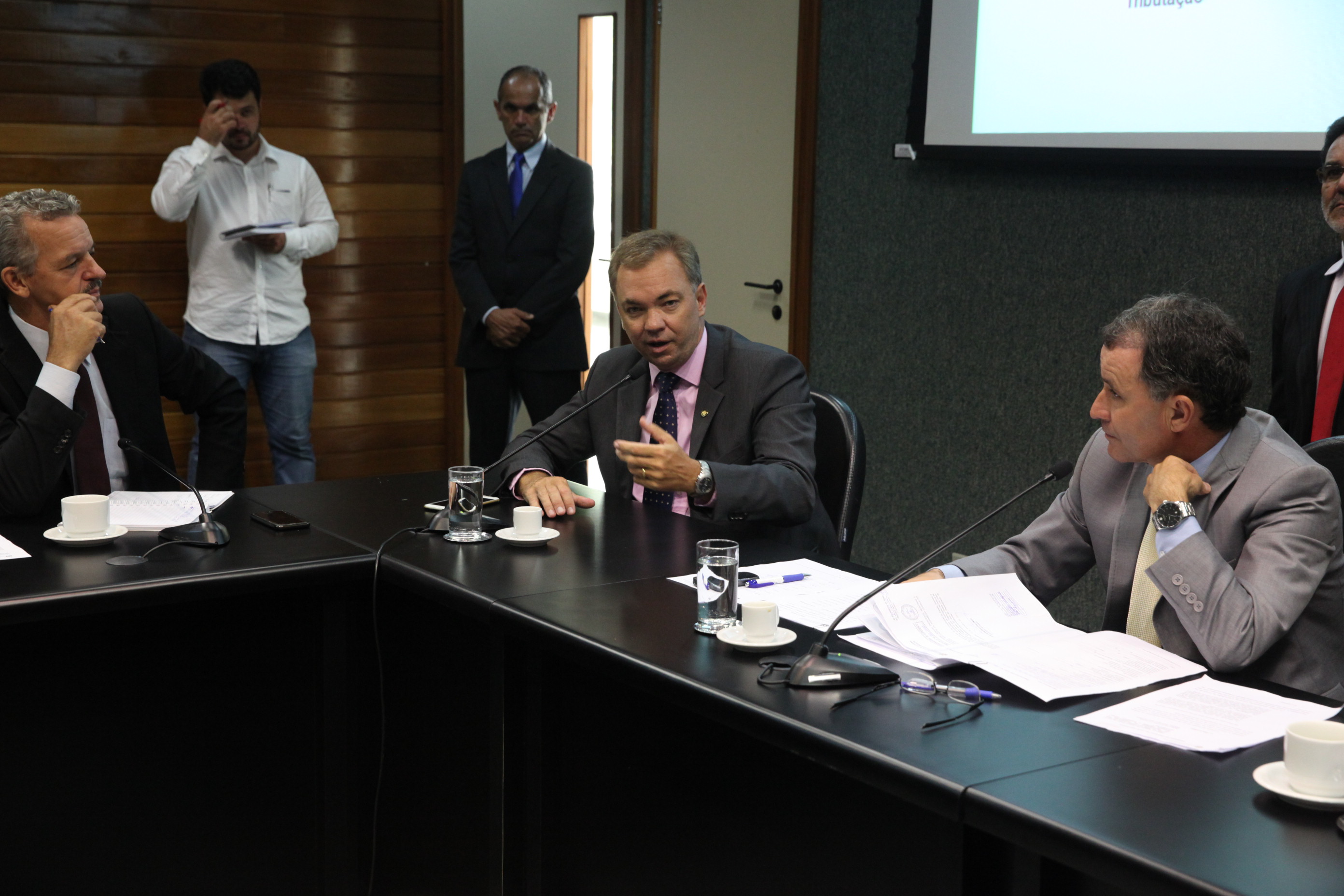 Comissão de Finanças e Tributação. Deputado Gean Loureiro (PMDB). Foto: Eduardo Guedes / Agência AL