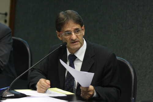 Deputado Saretta propõe campanha para incentivar doação de medula óssea