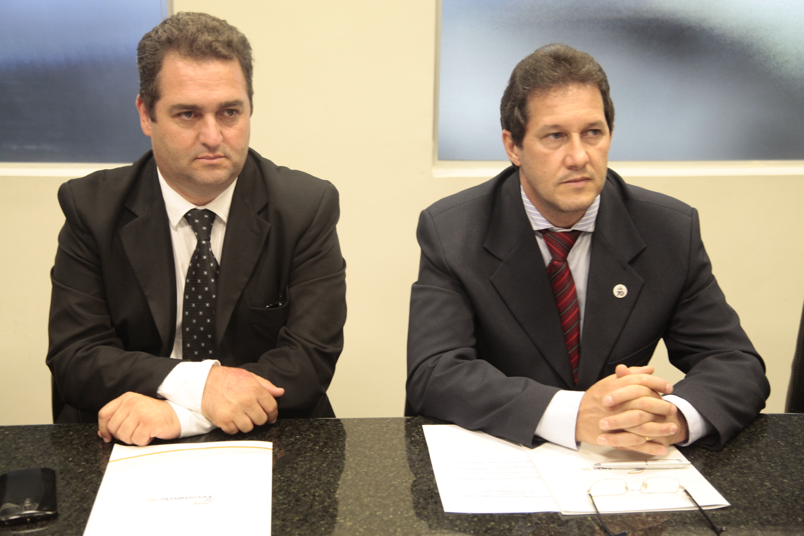 Frente Parlamentar de Apoio ao Comércio Varejista.
