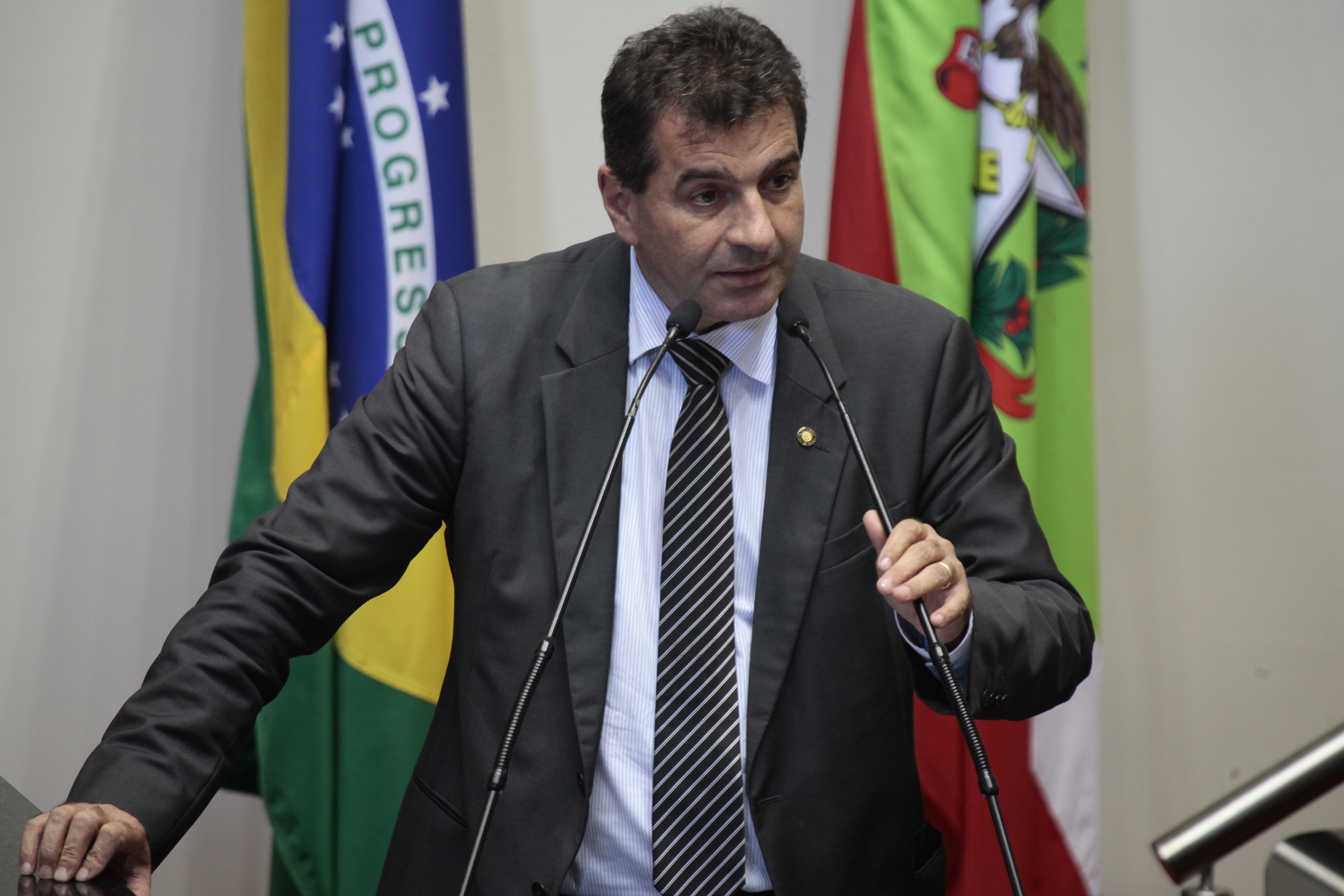 Sessão Ordinária. Deputado Valdir Cobalchini (PMDB)