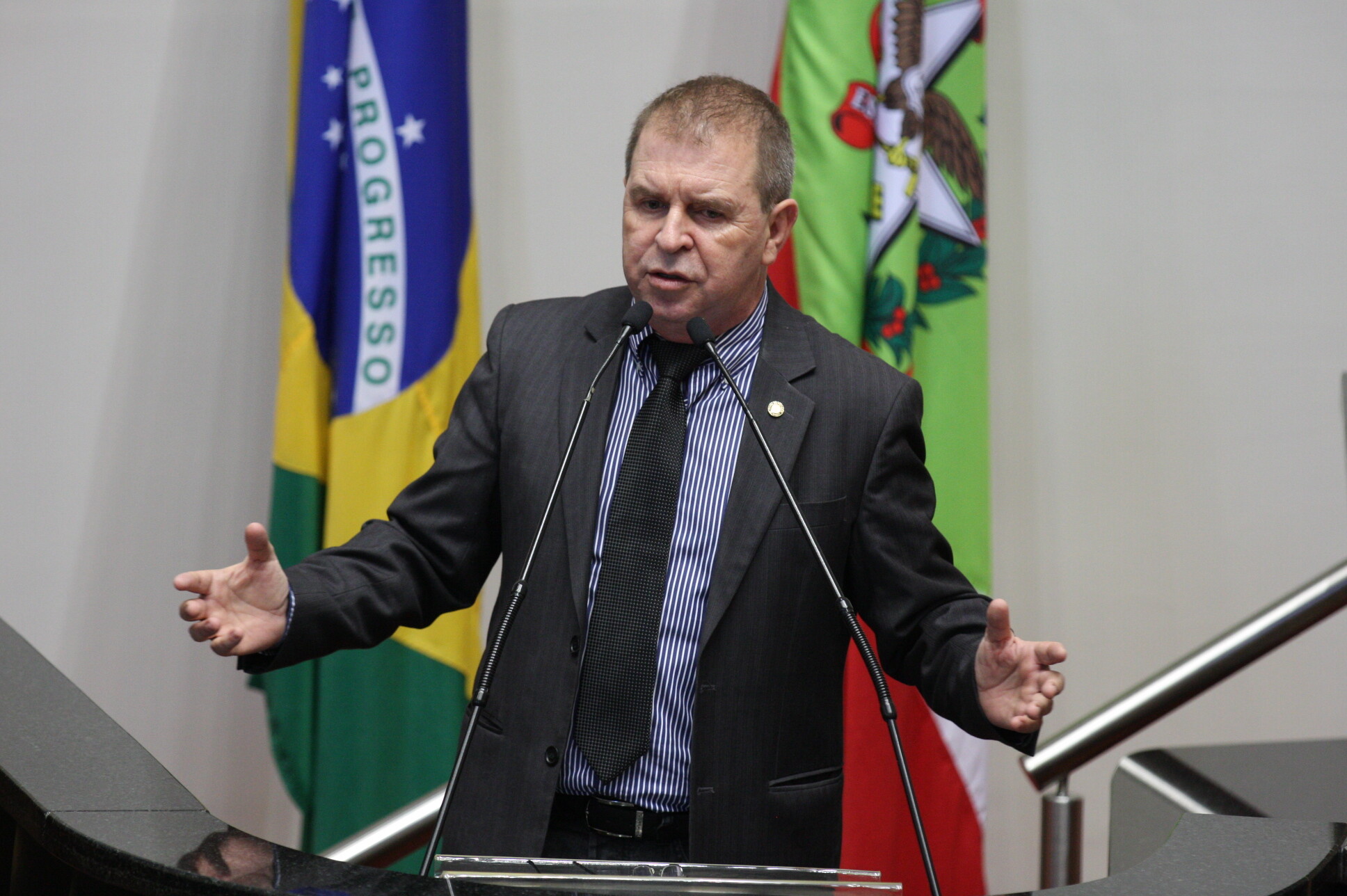 Mauricio Eskudlark (PR) defendeu a validade das gravações, por entender que foram direcionadas a Lula, “um cidadão comum”