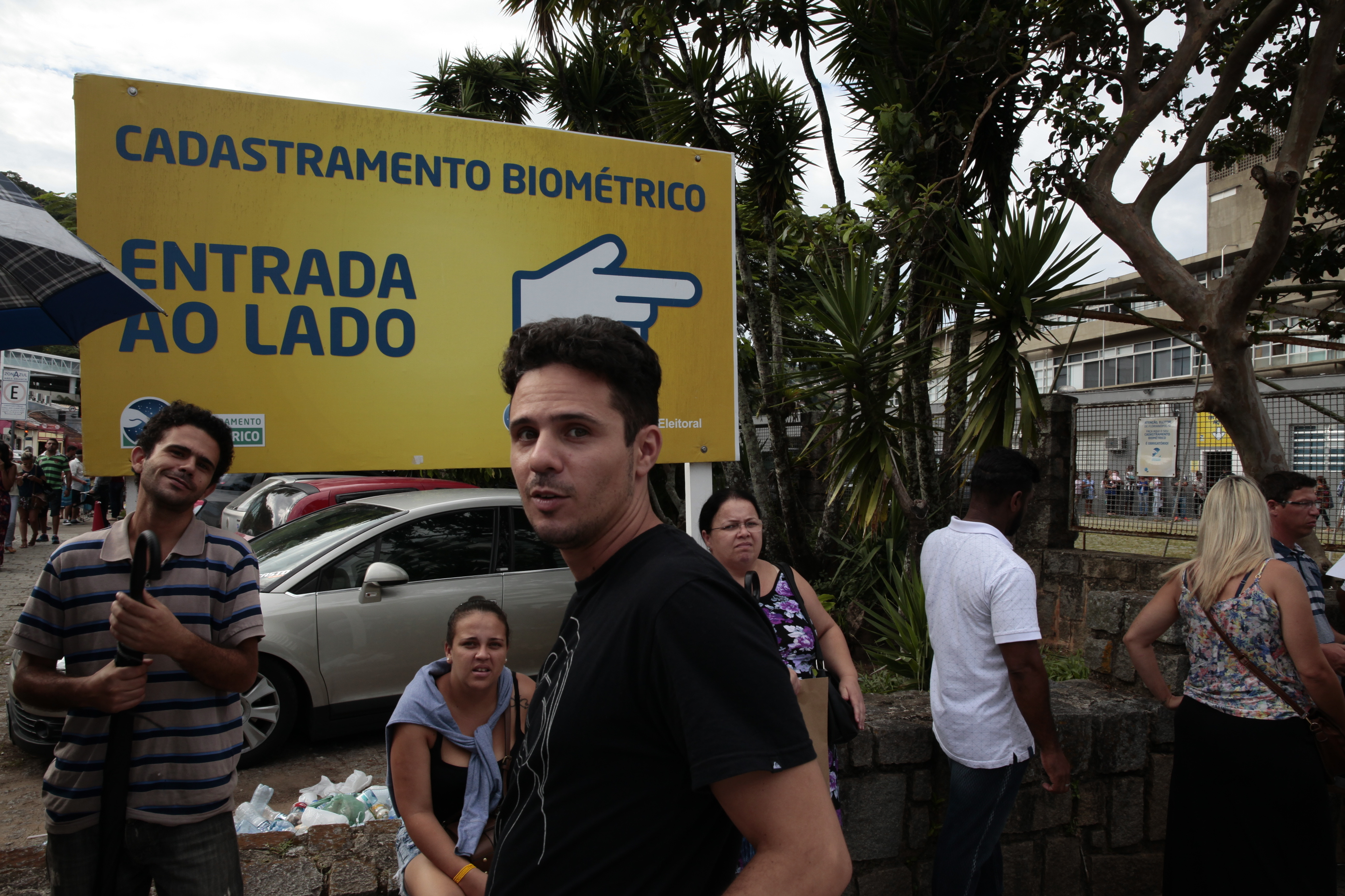 Biometria Filas foto Eduardo Guedes de Oliveira