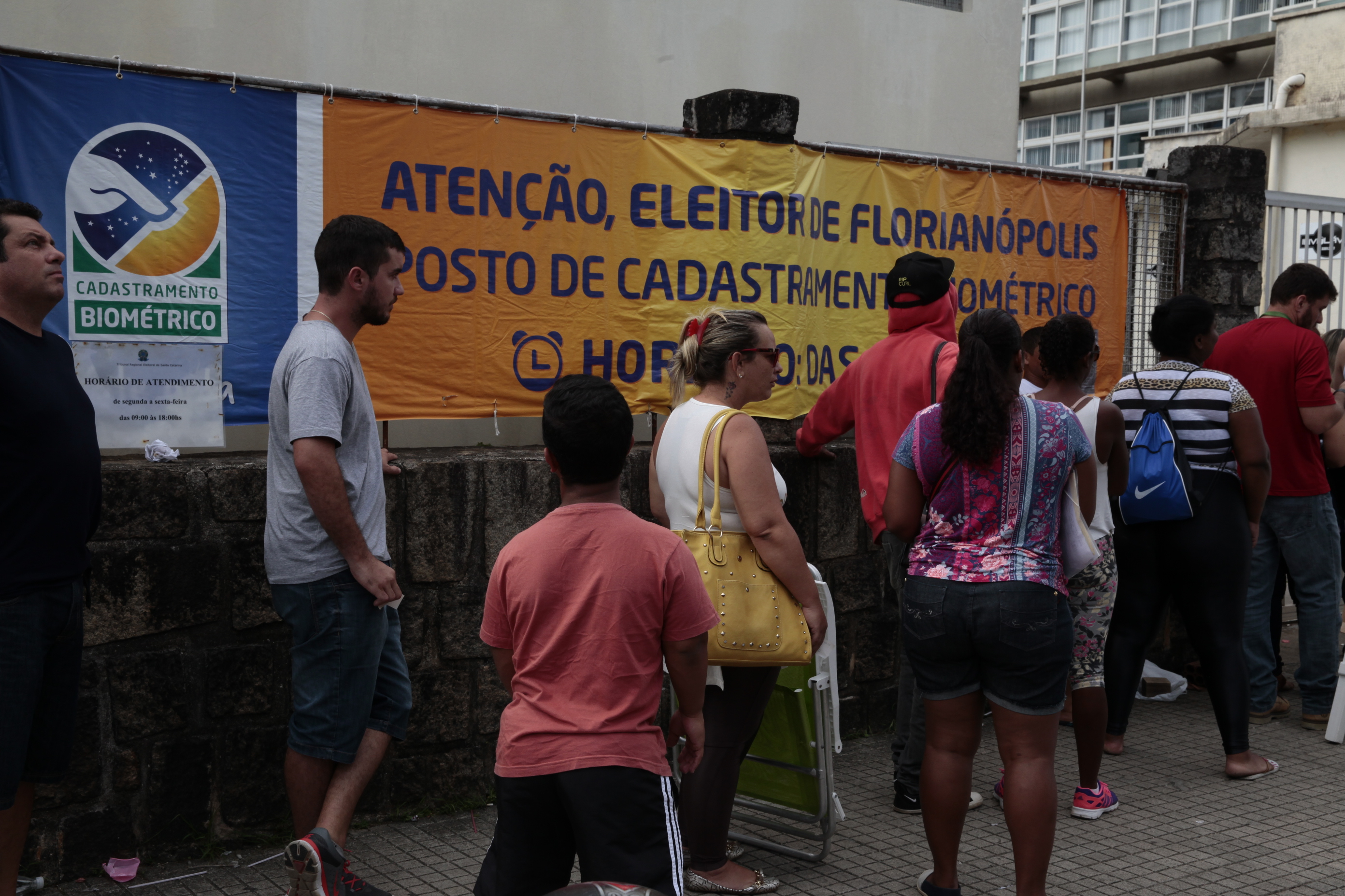 Biometria Filas foto Eduardo Guedes de Oliveira
