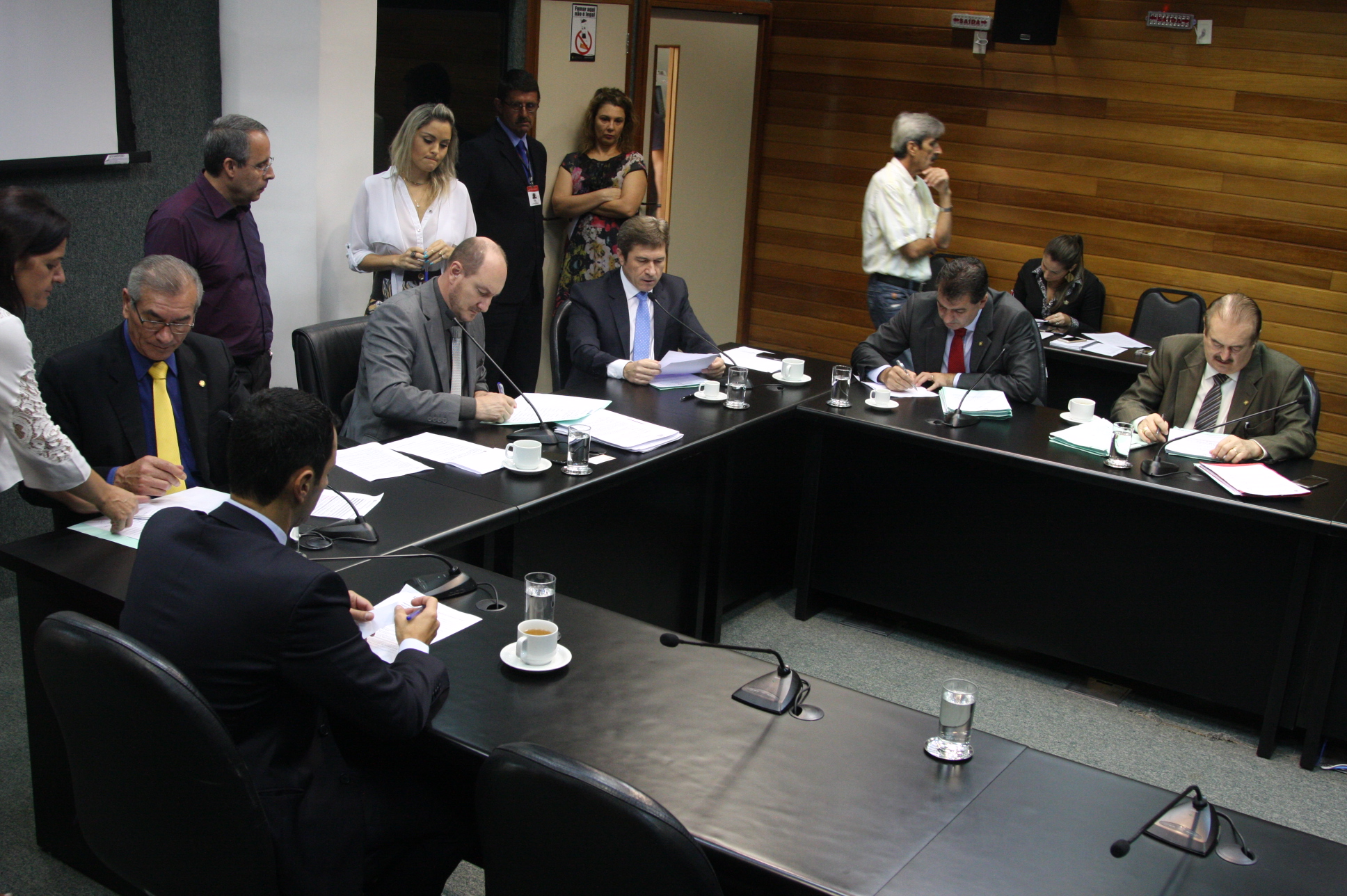 Comissão de Constituição e Justiça.