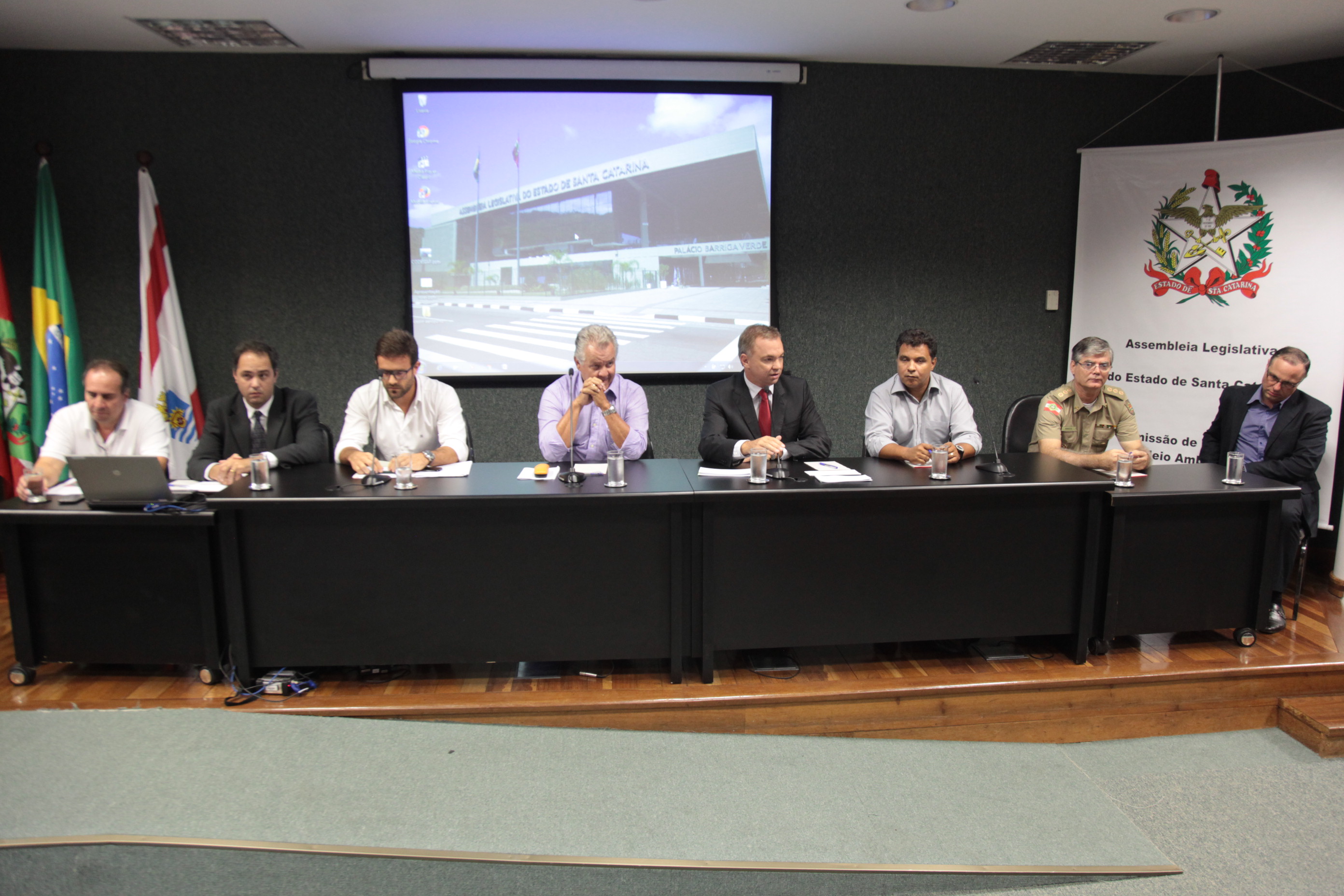 Audiência Pública sobre as obras de acesso ao Aeroporto Hercílio Luz.