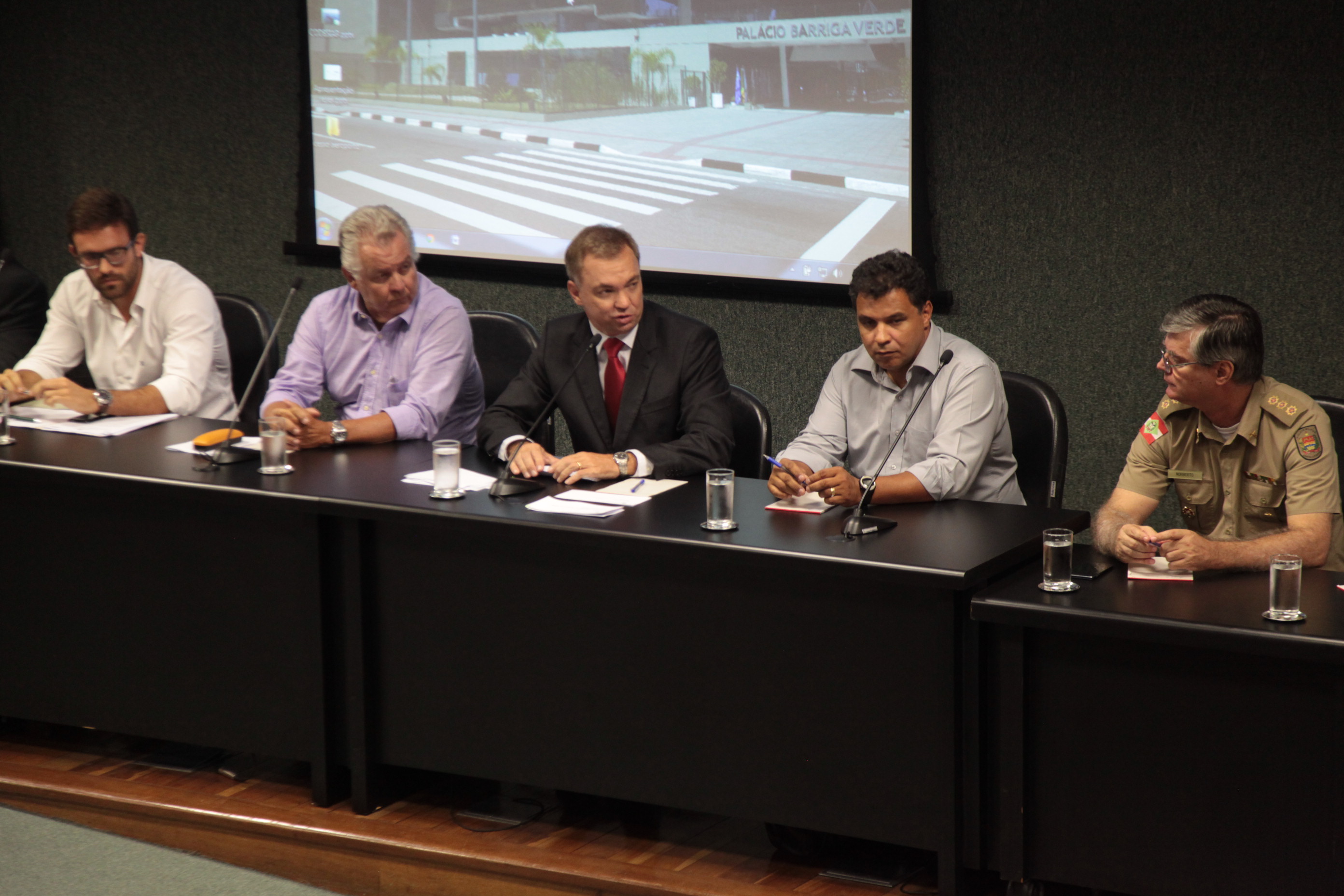 Audiência Pública sobre as obras de acesso ao Aeroporto Hercílio Luz.