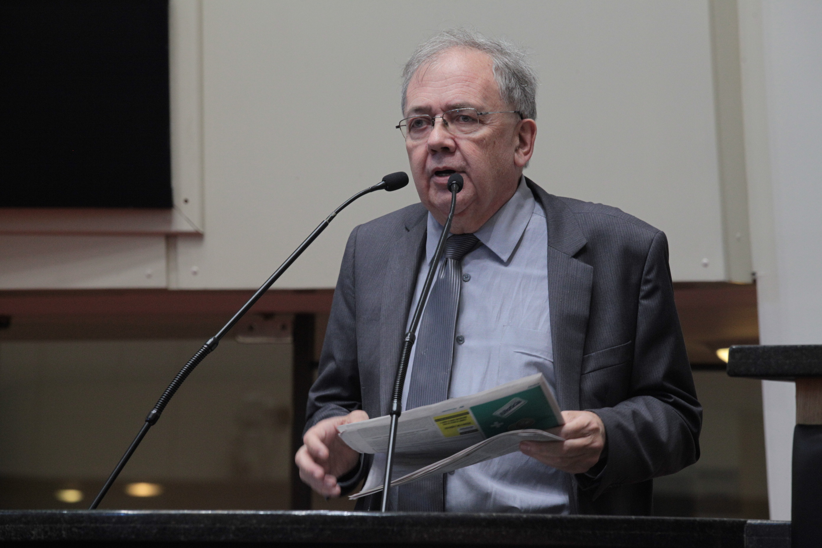 Sessão Ordinária. Deputado Fernando Coruja (PMDB)