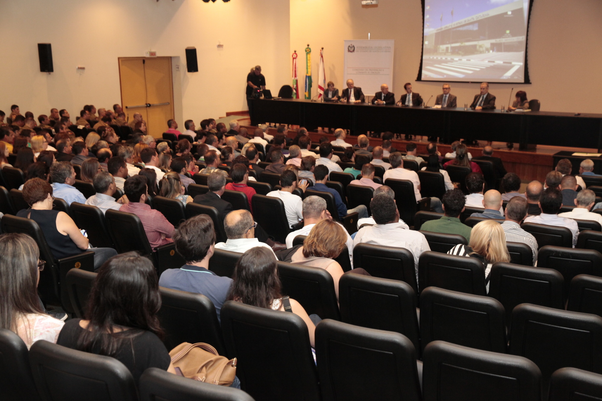 Lançada na Assembleia Legislativa 3ª etapa do Programa Reviver