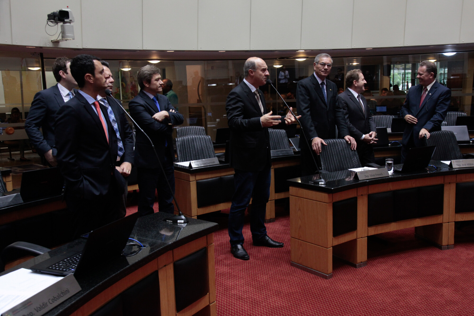 Parlamento debate combate ao Aedes aegypti
