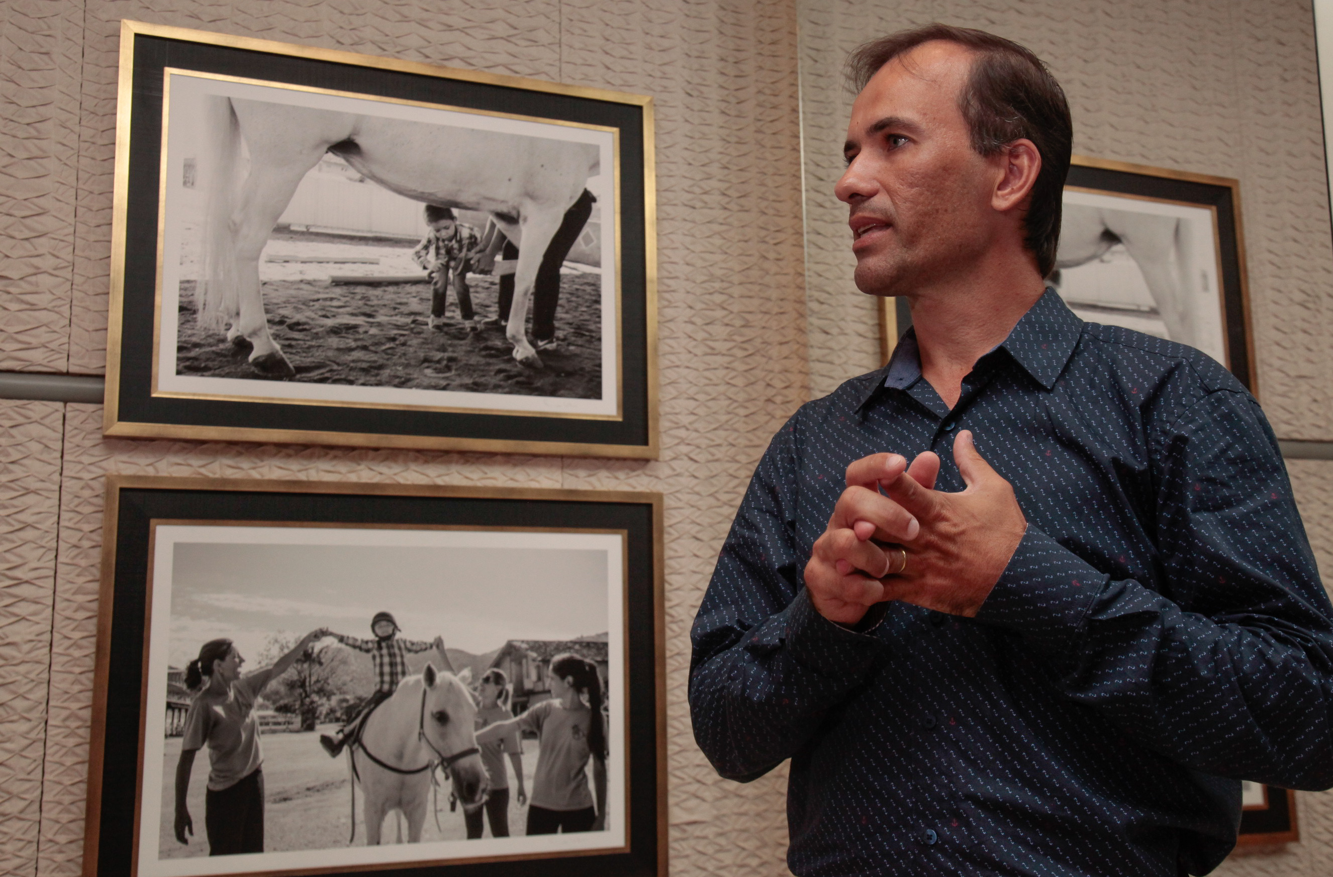 Exposição Fotográfica Autismo em Foco.  Alexandro Rigodanzo.