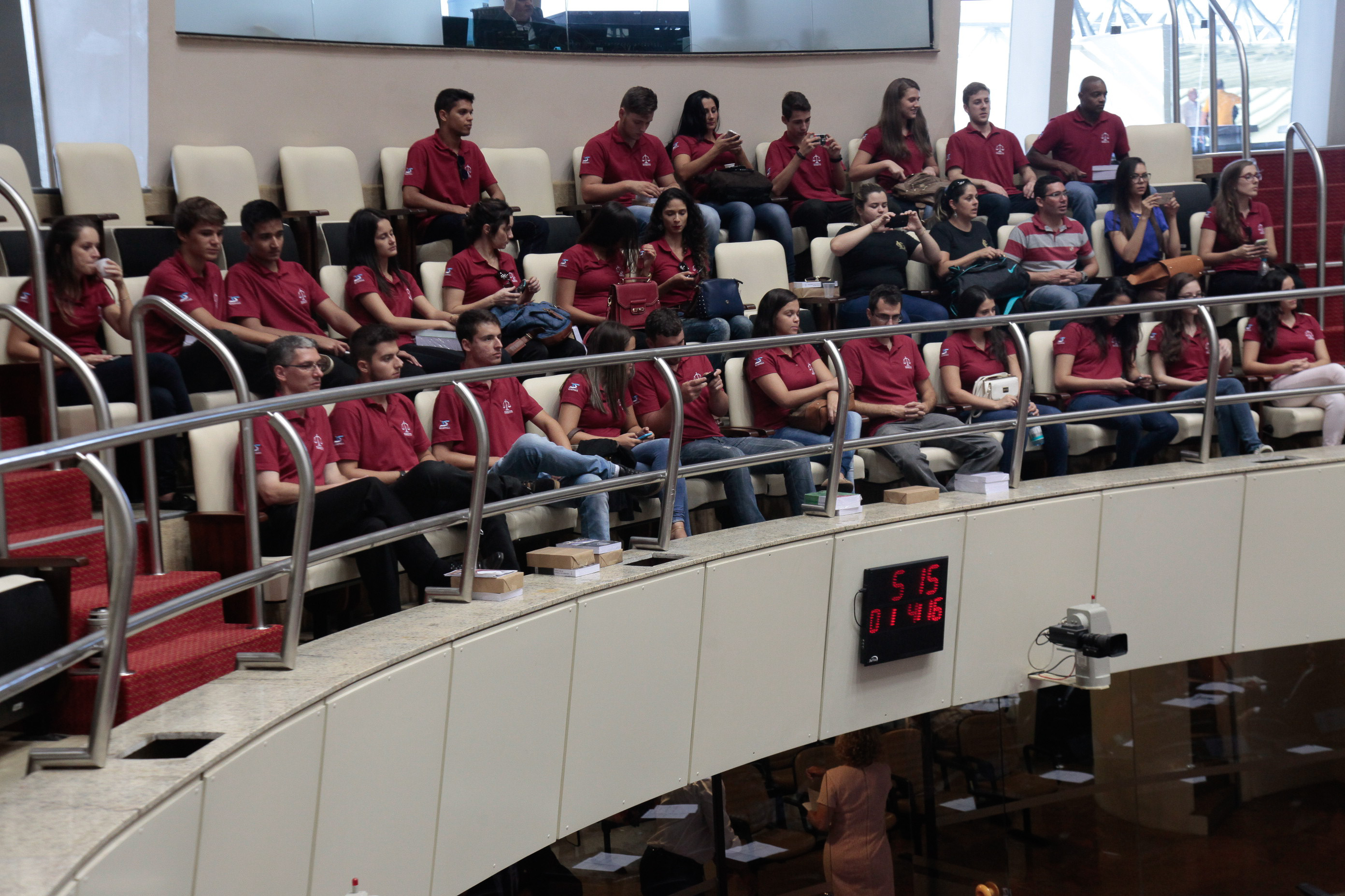 Sessão Ordinária. Alunos da 1ª fase do Curso de Direito. SINERGIA - Navegantes.