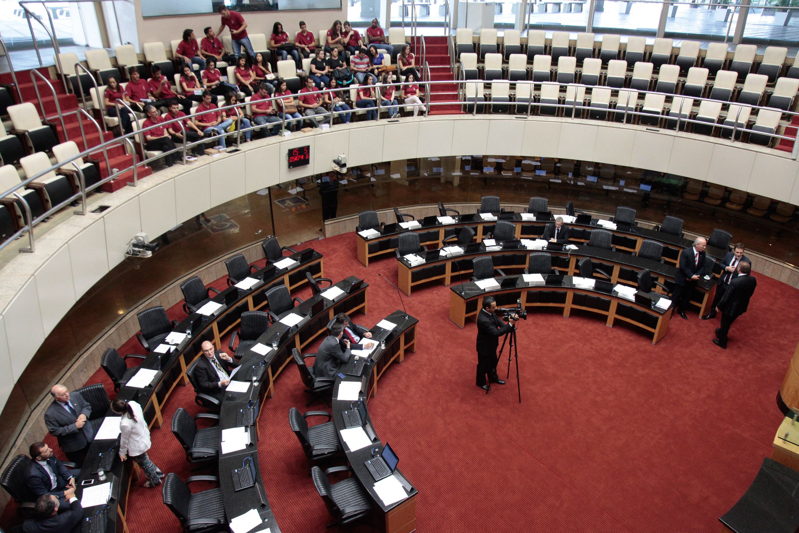 Sessão Ordinária. Alunos da 1ª fase do Curso de Direito. SINERGIA - Navegantes.