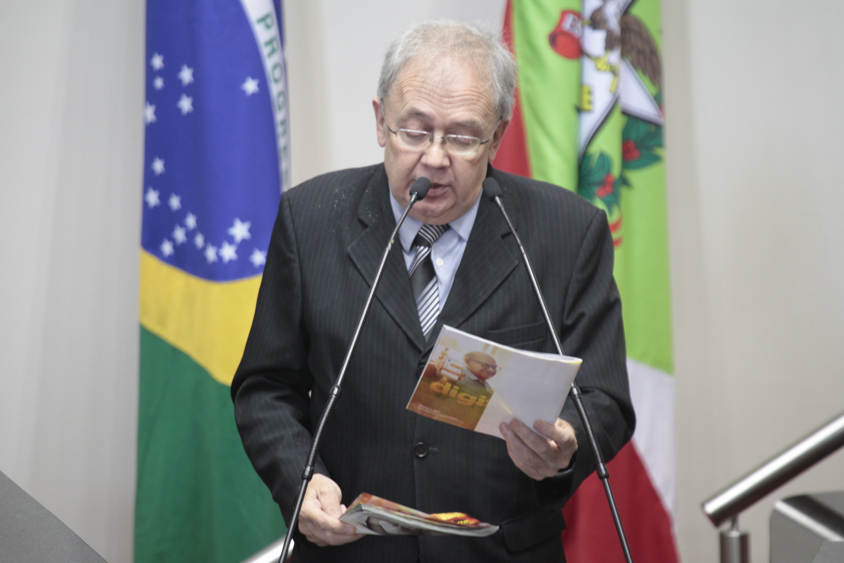 Sessão Ordinária. Deputado Fernando Coruja (PMDB) - Foto: Miriam Zomer/ Agência AL