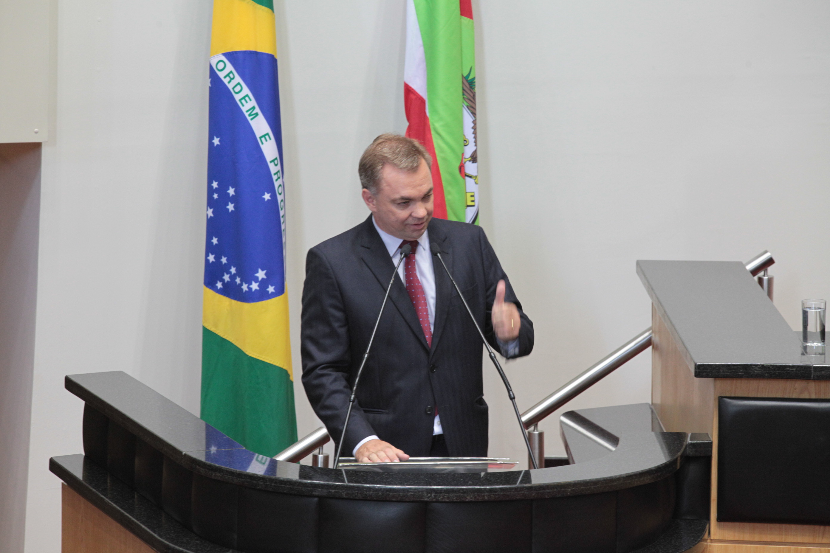 Sessão Ordinária. Deputado Gean Loureiro (PMDB)