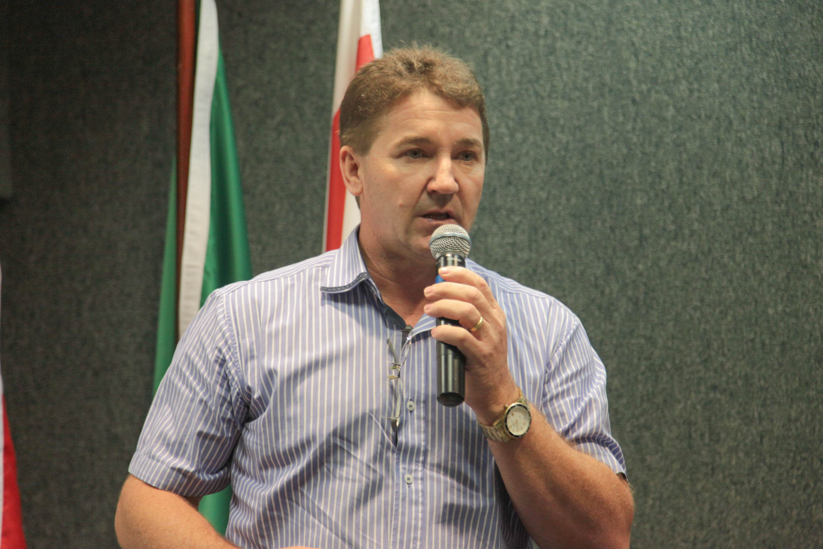 Celso Heidemann, Secretário Executivo da Associação de Municípios da Região de Laguna. Seminário de Constituição da Federação Catarinense das Associações de Agroturismo Acolhida na Colônia.