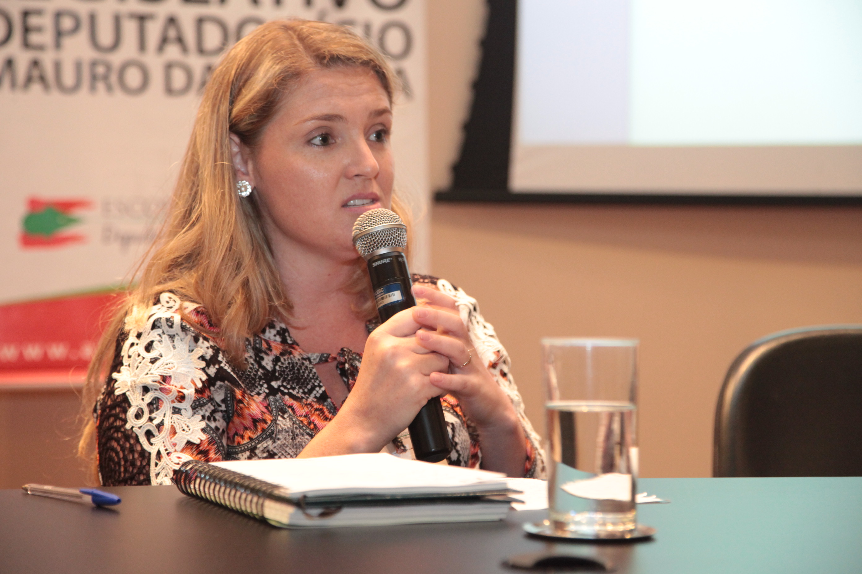 VII Encontro da Mulher Parlamentar Catarinense.