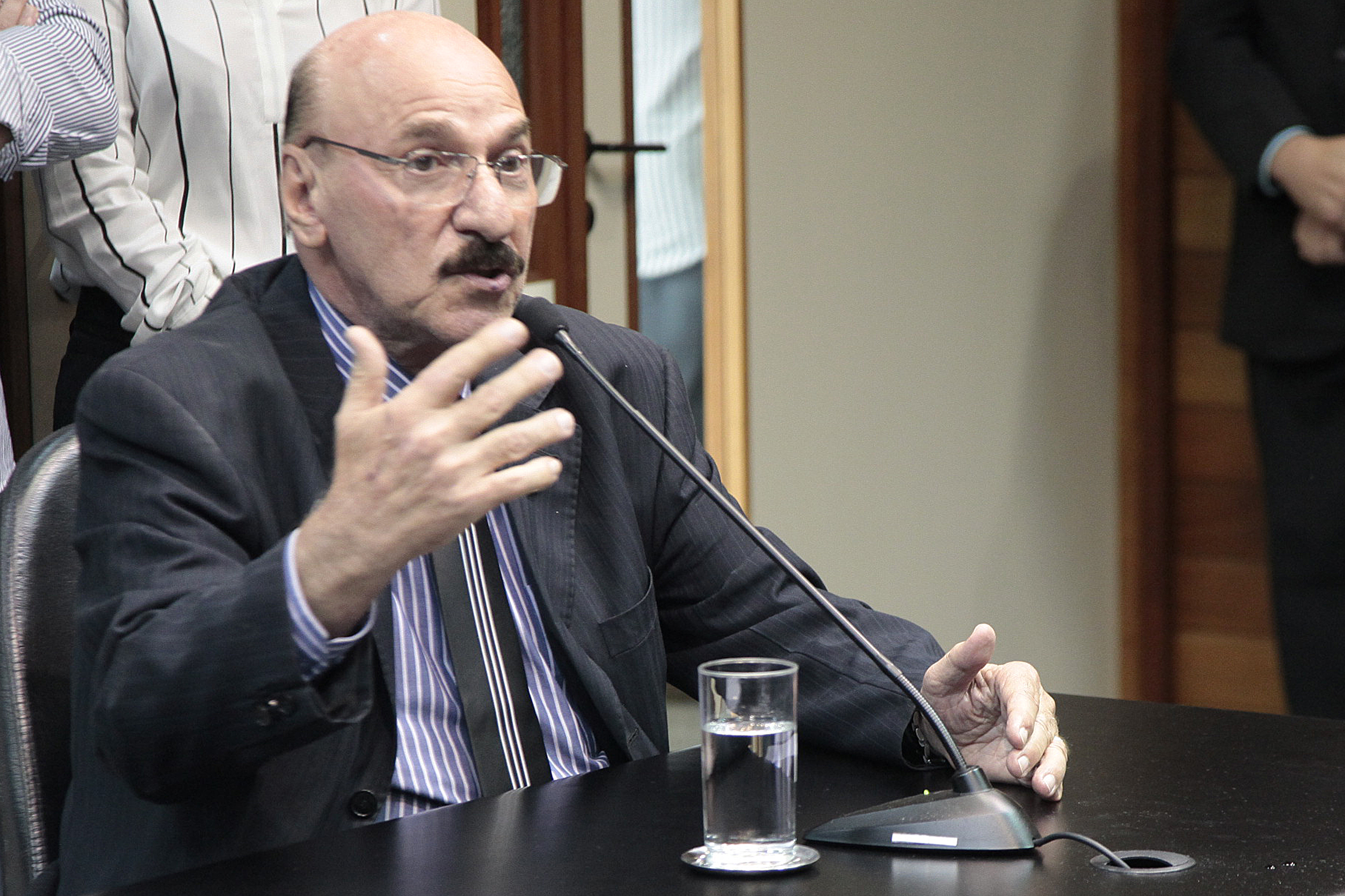 Deputado Serafim Venzon (PSDB). Reunião Extraordinária da Comissão de Trabalho.