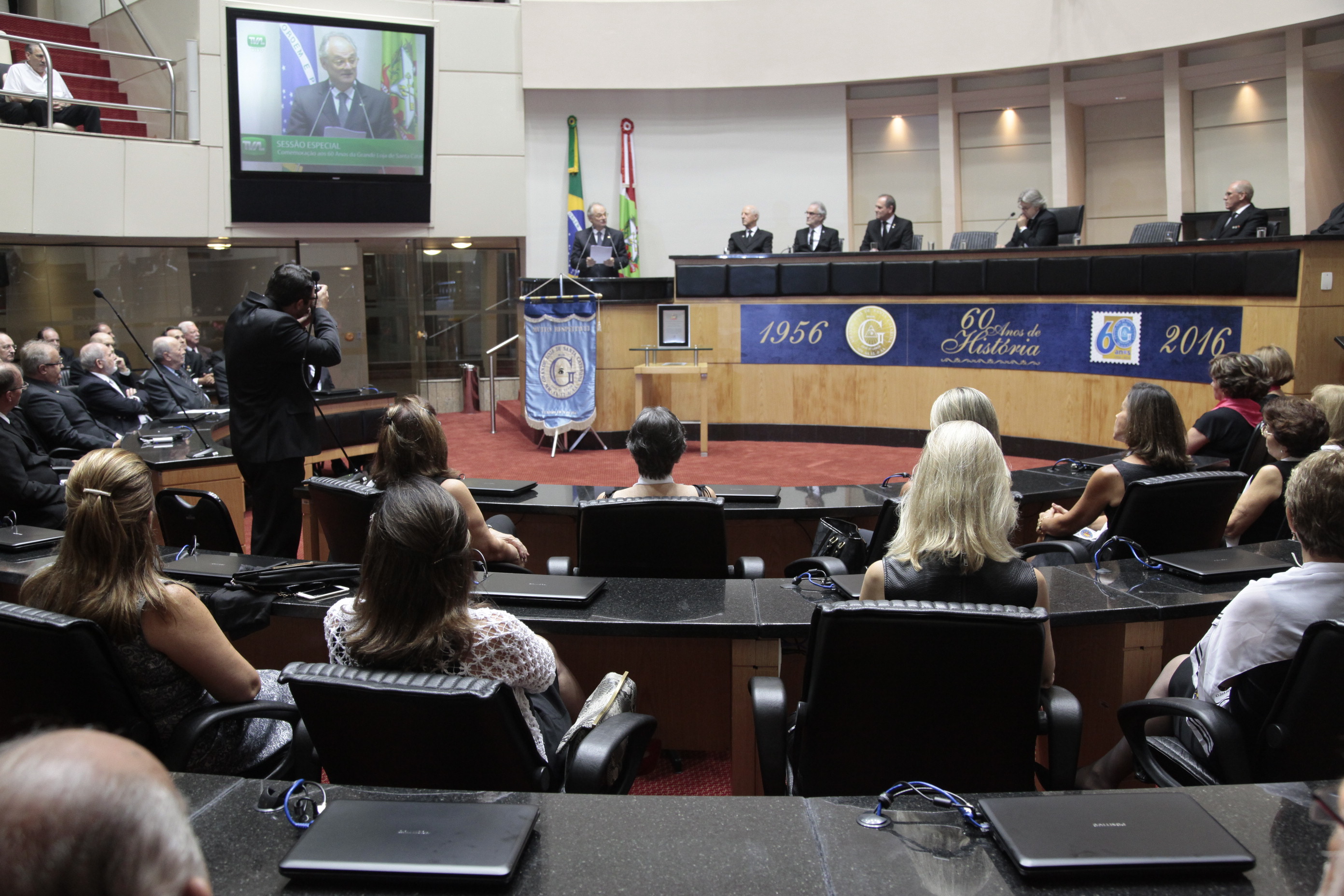 Sessão Especial em homenagem à Grande Loja de Santa Catarina/GLSC pela passagem dos seus 60 anos de fundação.