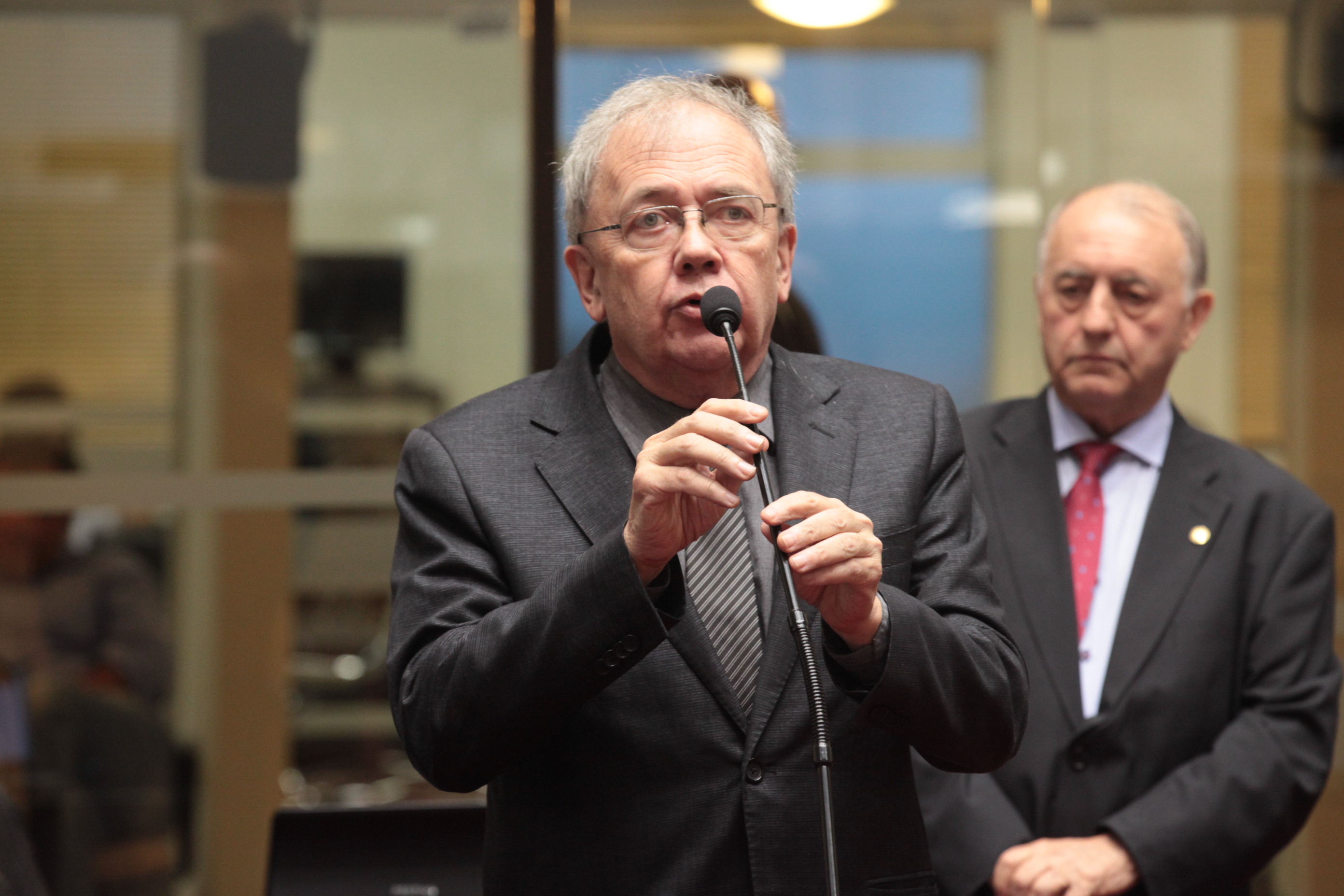 Sessão Ordinária. Deputado Fernando Coruja (PMDB)