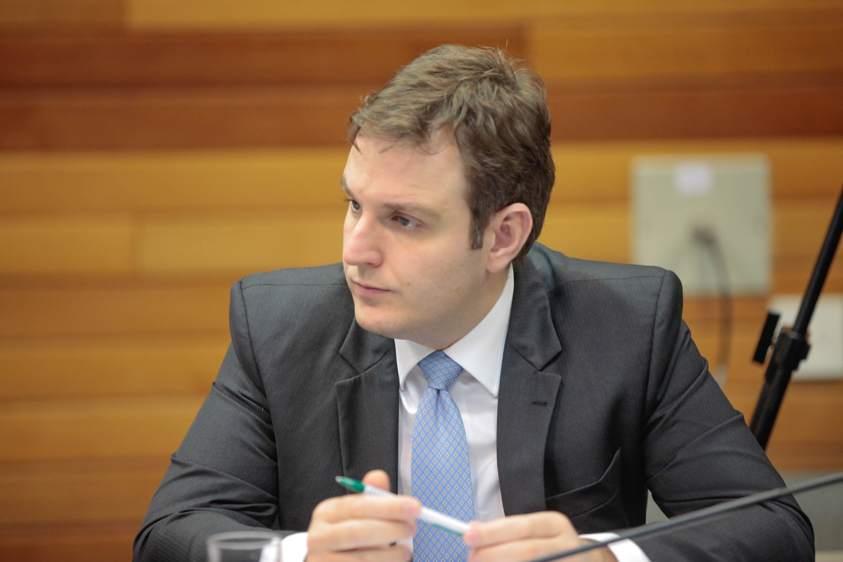 Deputado Ricardo Guidi (PSD) em Comissão de Constituição e Justiça