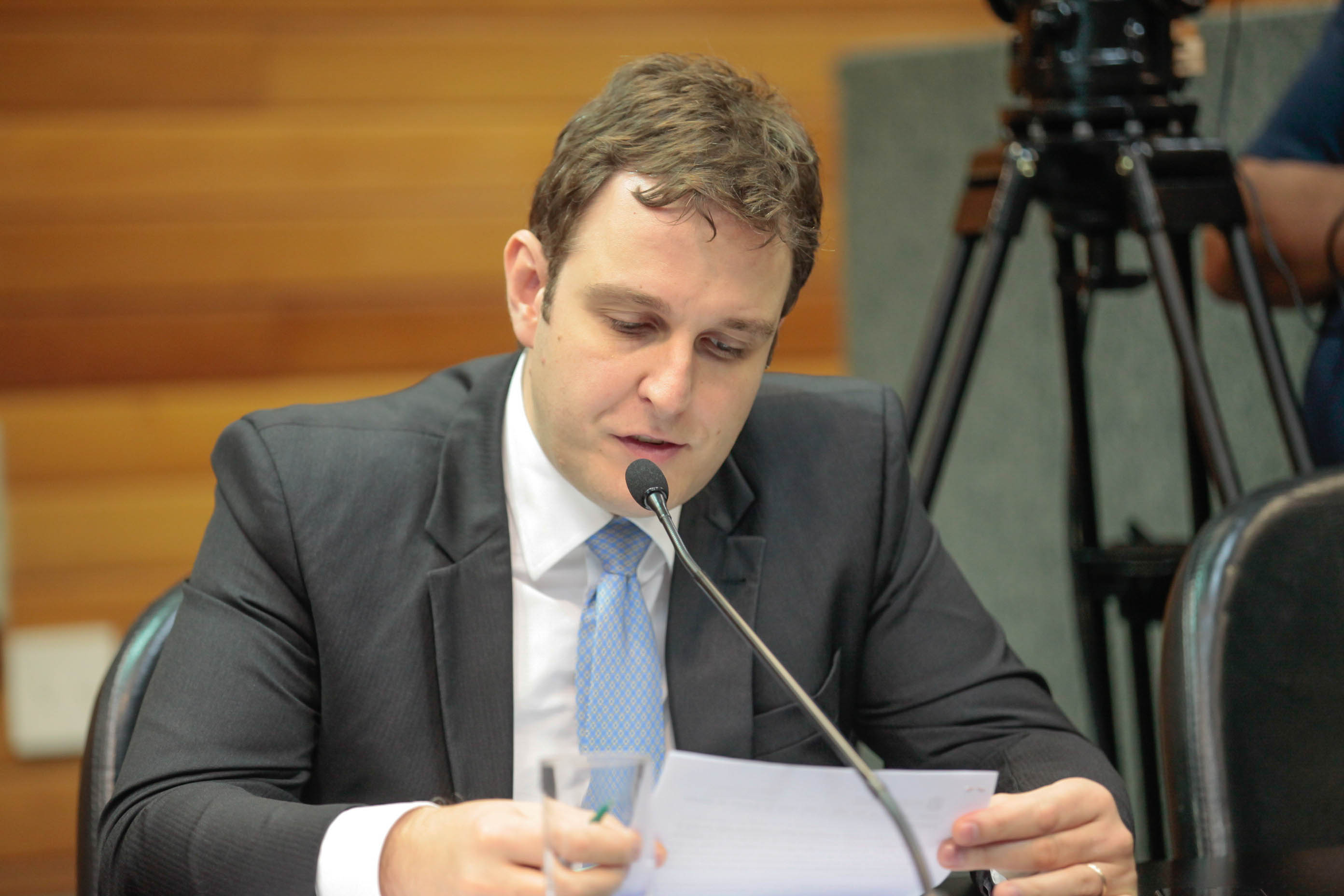Deputado Ricardo Guidi (PSD) em Comissão de Constituição e Justiça