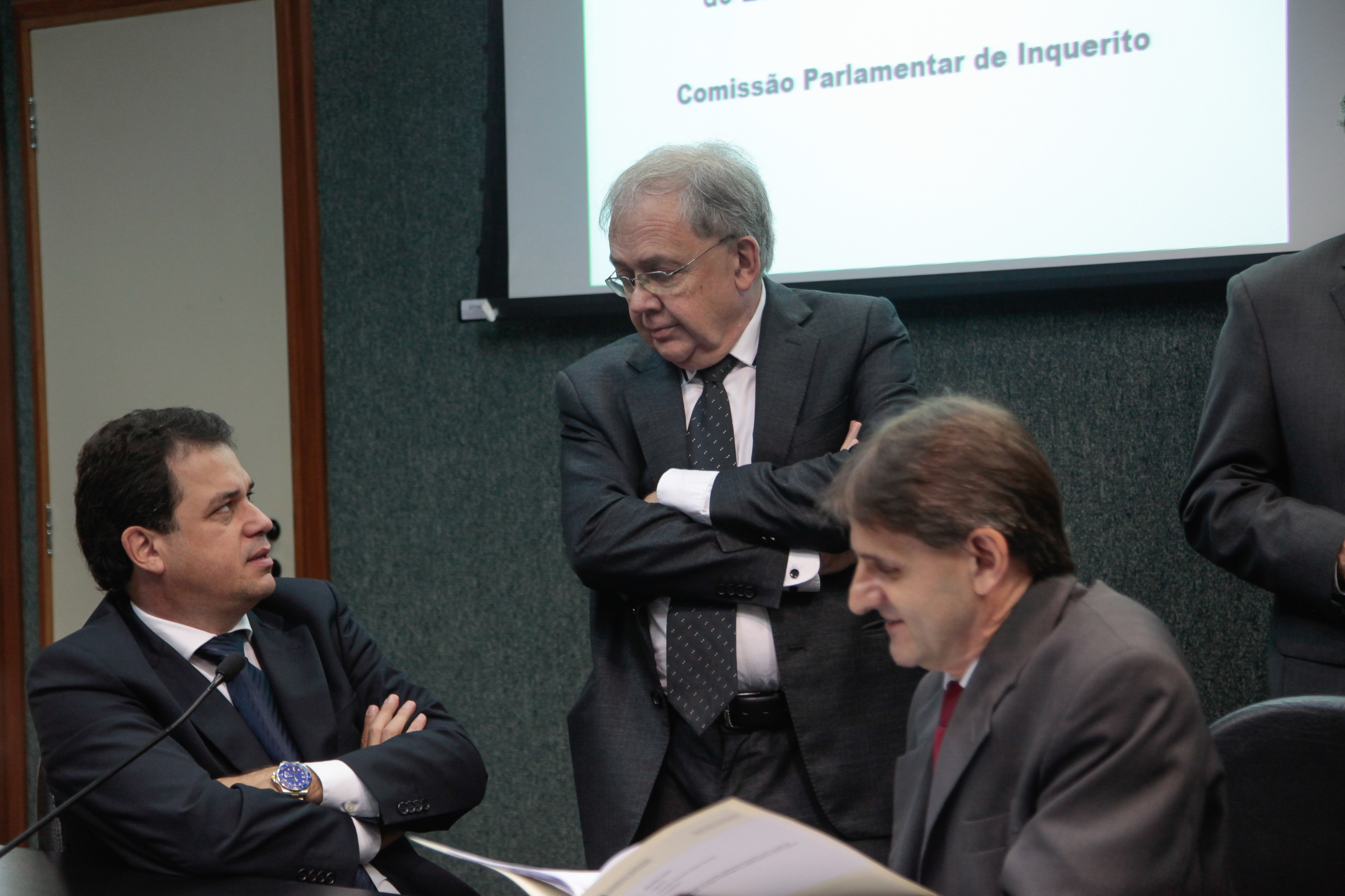 Instalação de CPI dos Remédios