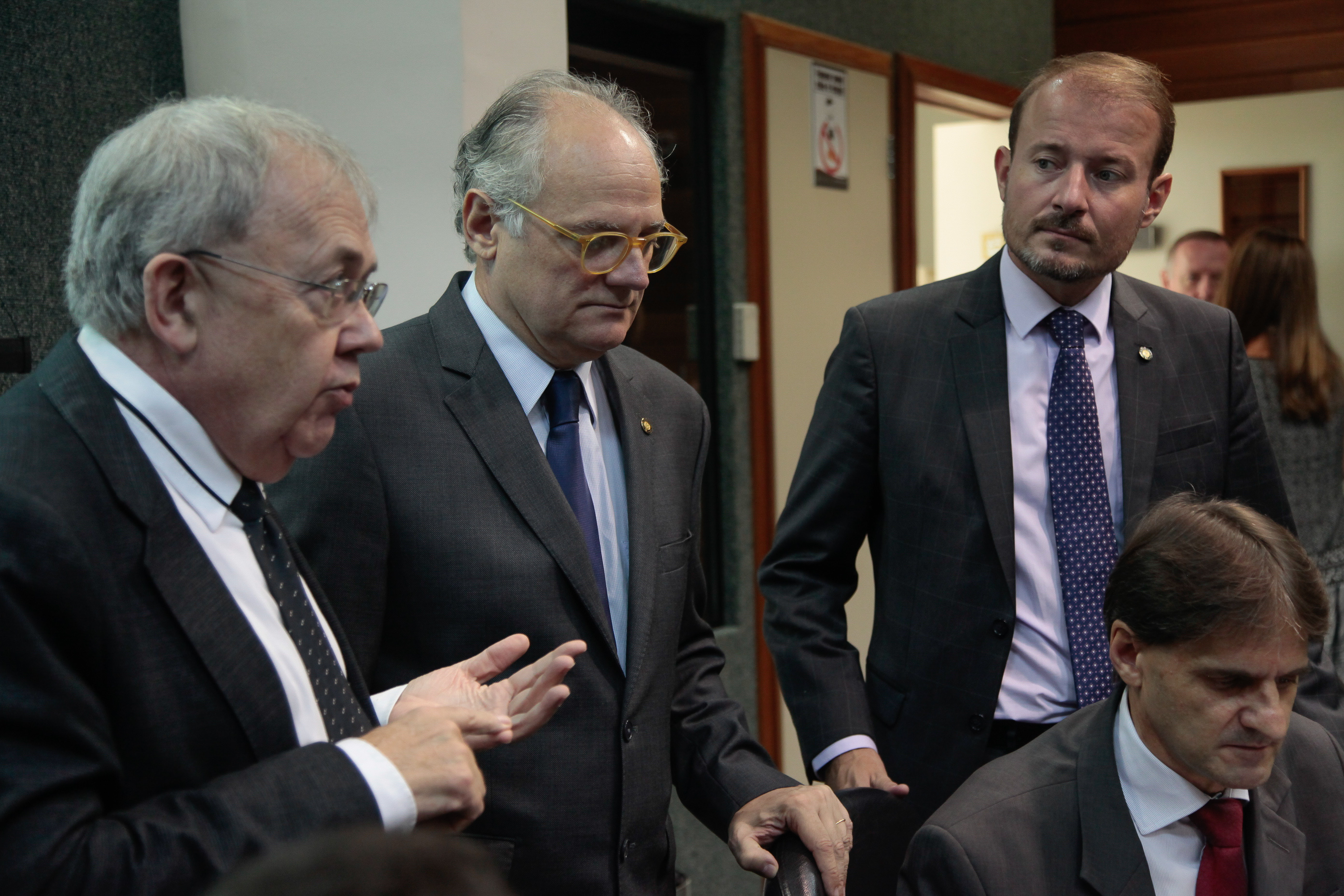 Instalação de CPI dos Remédios