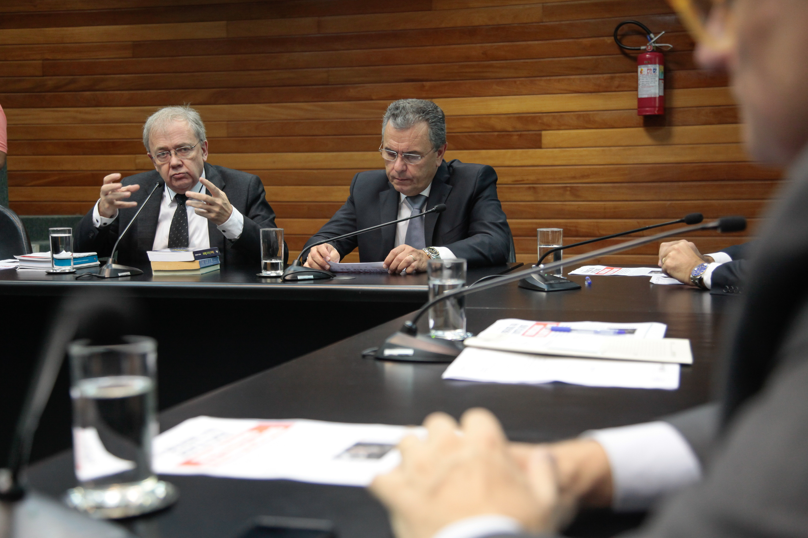 Instalação de CPI dos Remédios