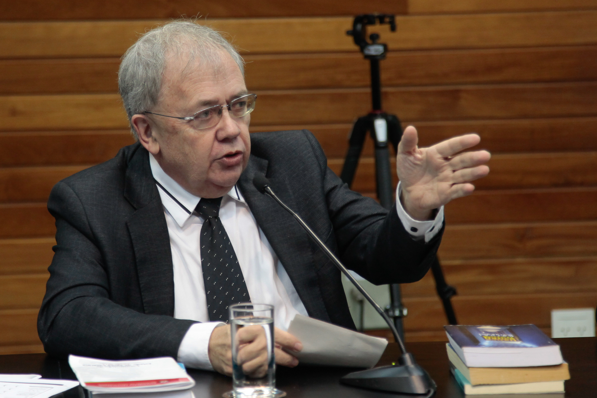 Deputado Fernando Coruja (PMDB) em Instalação de CPI dos Remédios