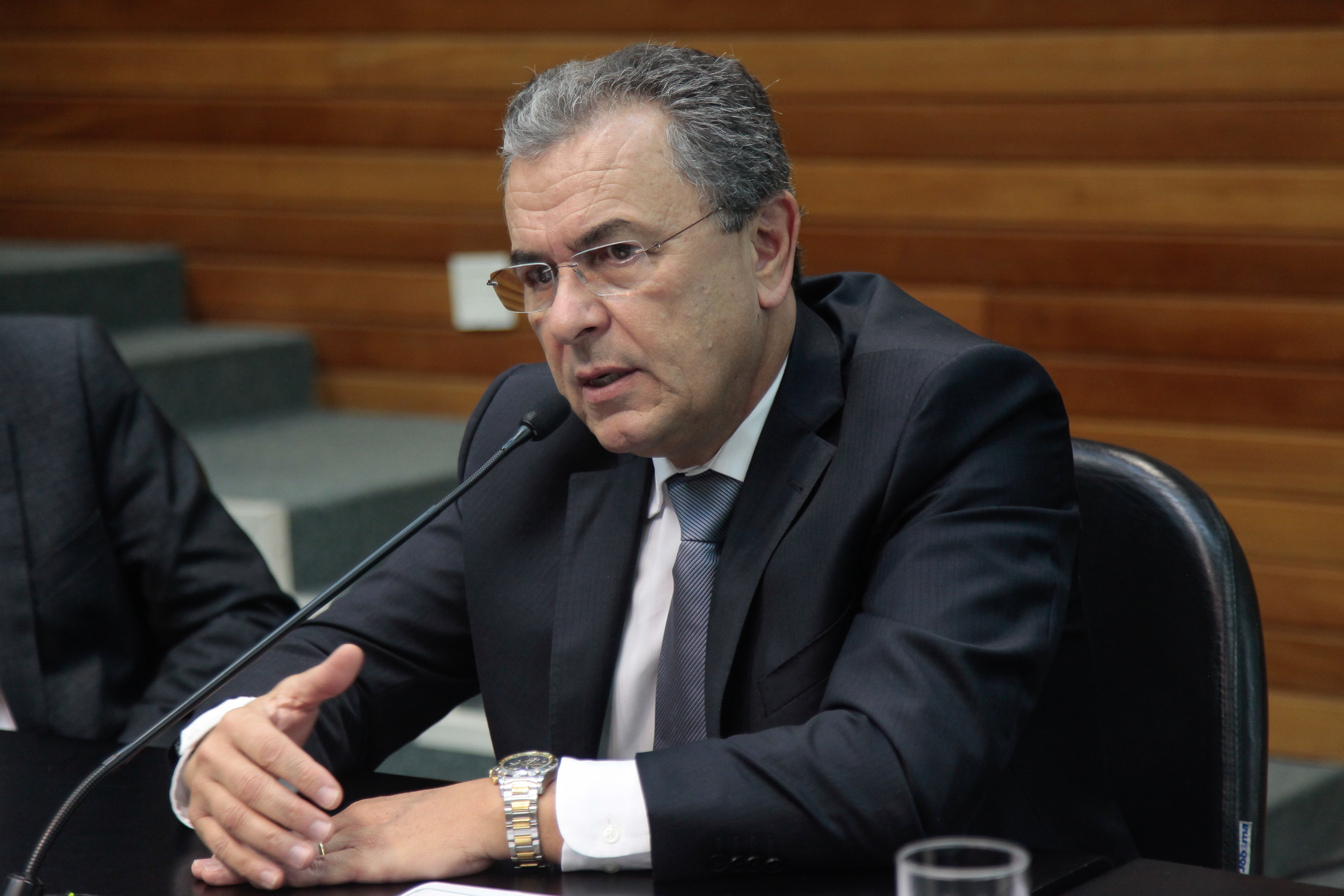 Deputado Dr. Dalmo Claro (PMDB)	 em Instalação de CPI dos Remédios