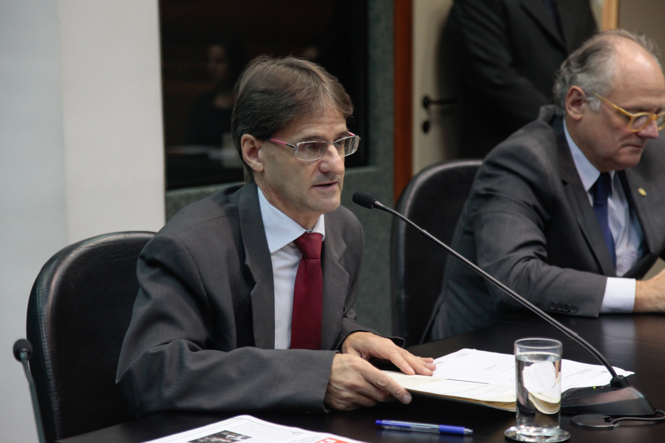 Deputado Neodi Saretta (PT) em Instalação de CPI dos Remédios