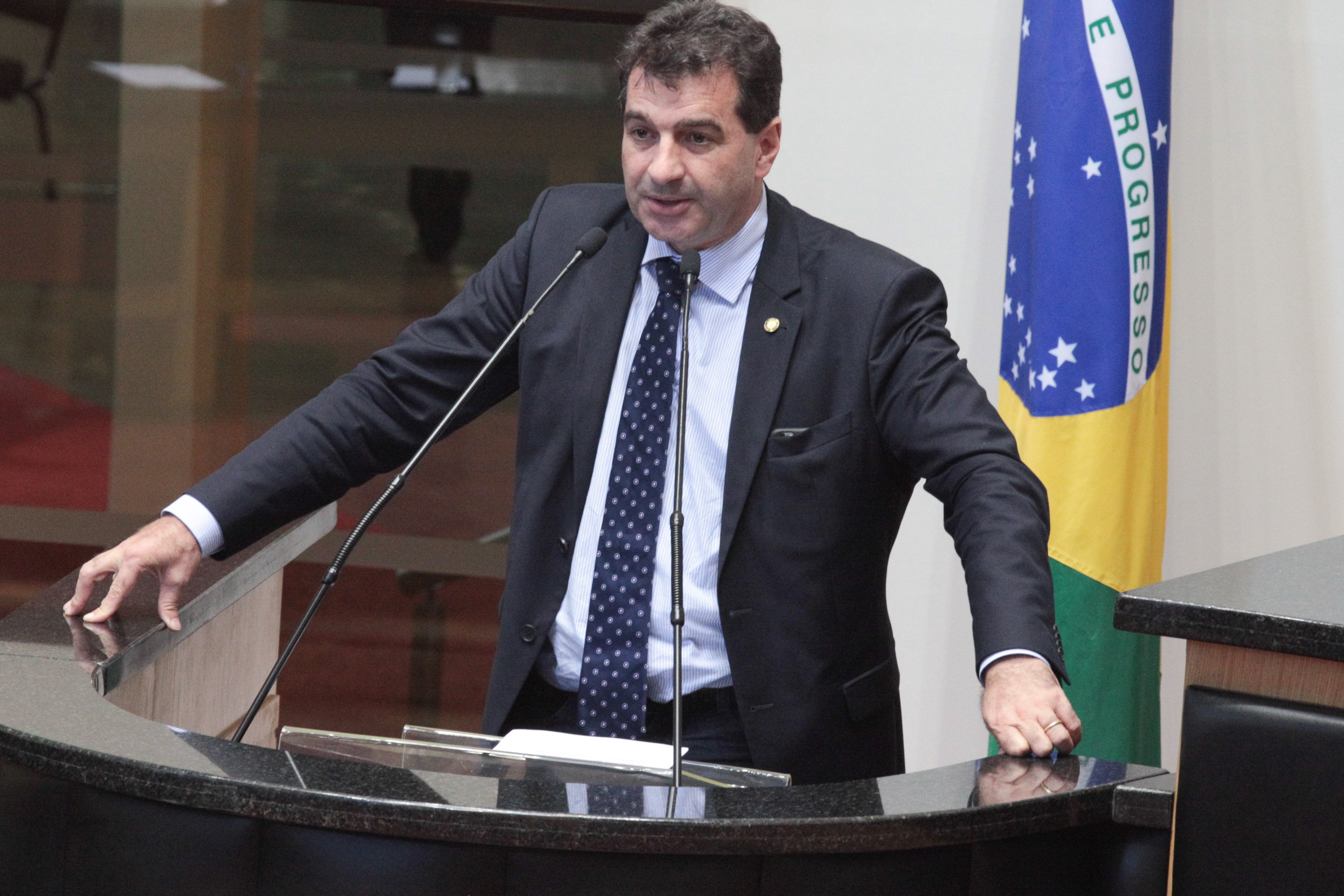 Sessão Ordinária. Deputado Valdir Cobalchini (PMDB) Foto: Solon Soares