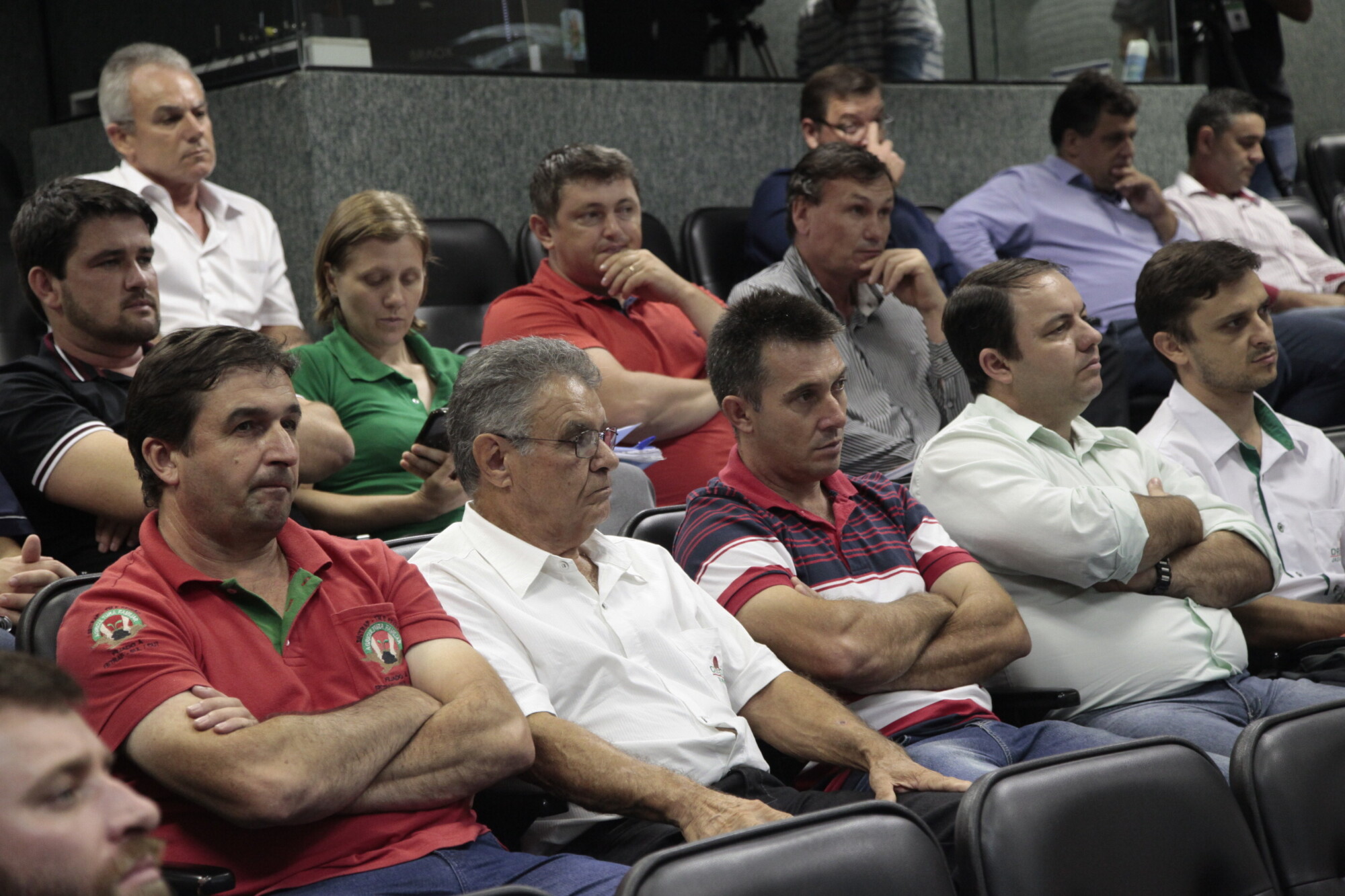 Audiência pública debateu projeto que institui tratamento simplificado para o microprodutor rural