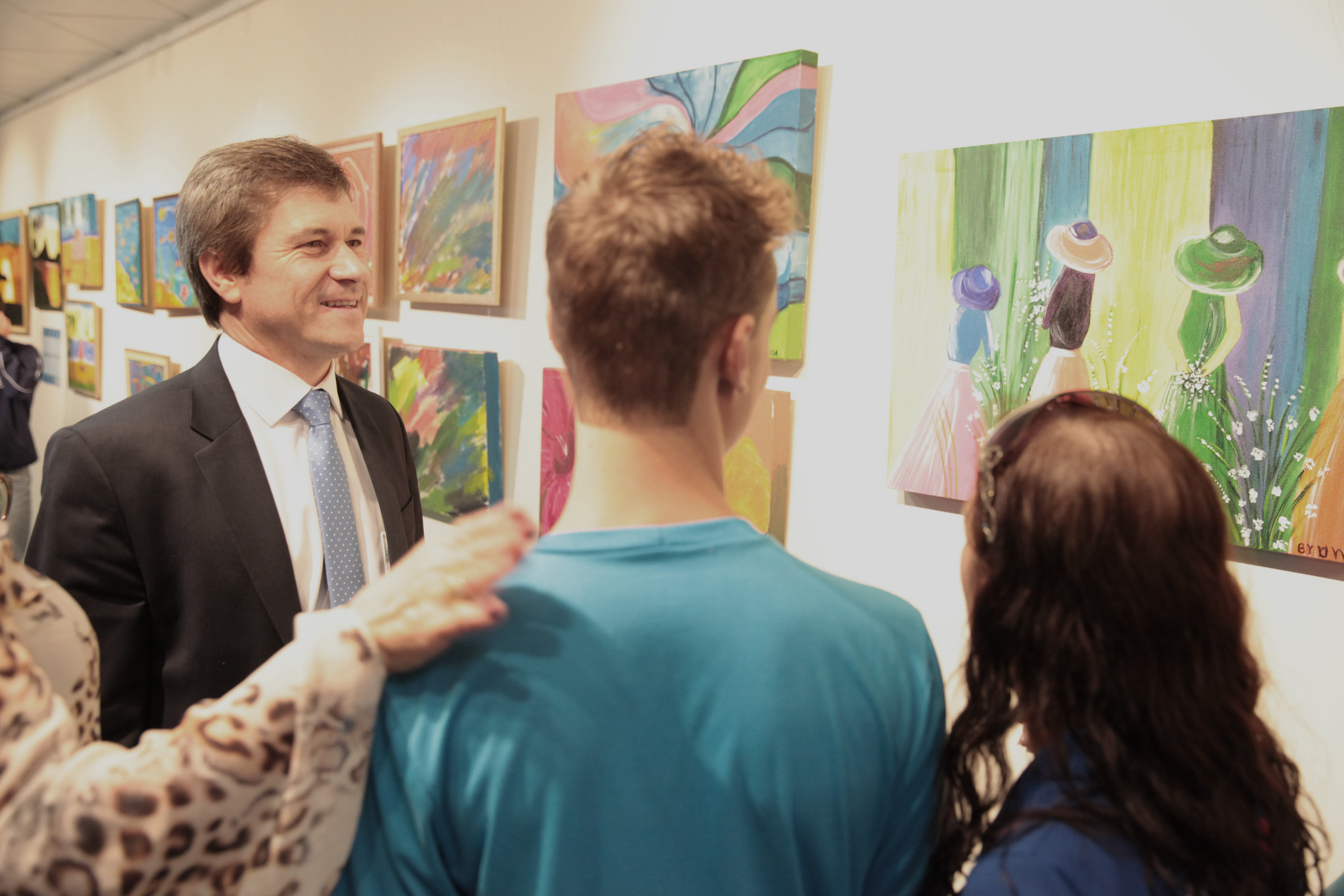 Espaço Didático Cultural recebe a Exposição Autismo Além do Olhar.