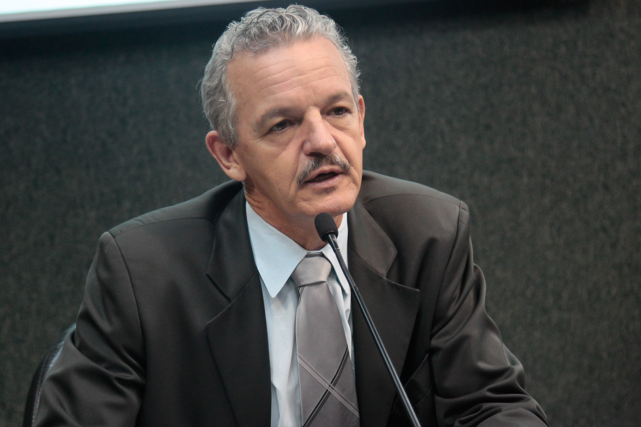 Deputado Dirceu Dresch (PT) em Comissão de Trabalho, Administração e Serviço Público