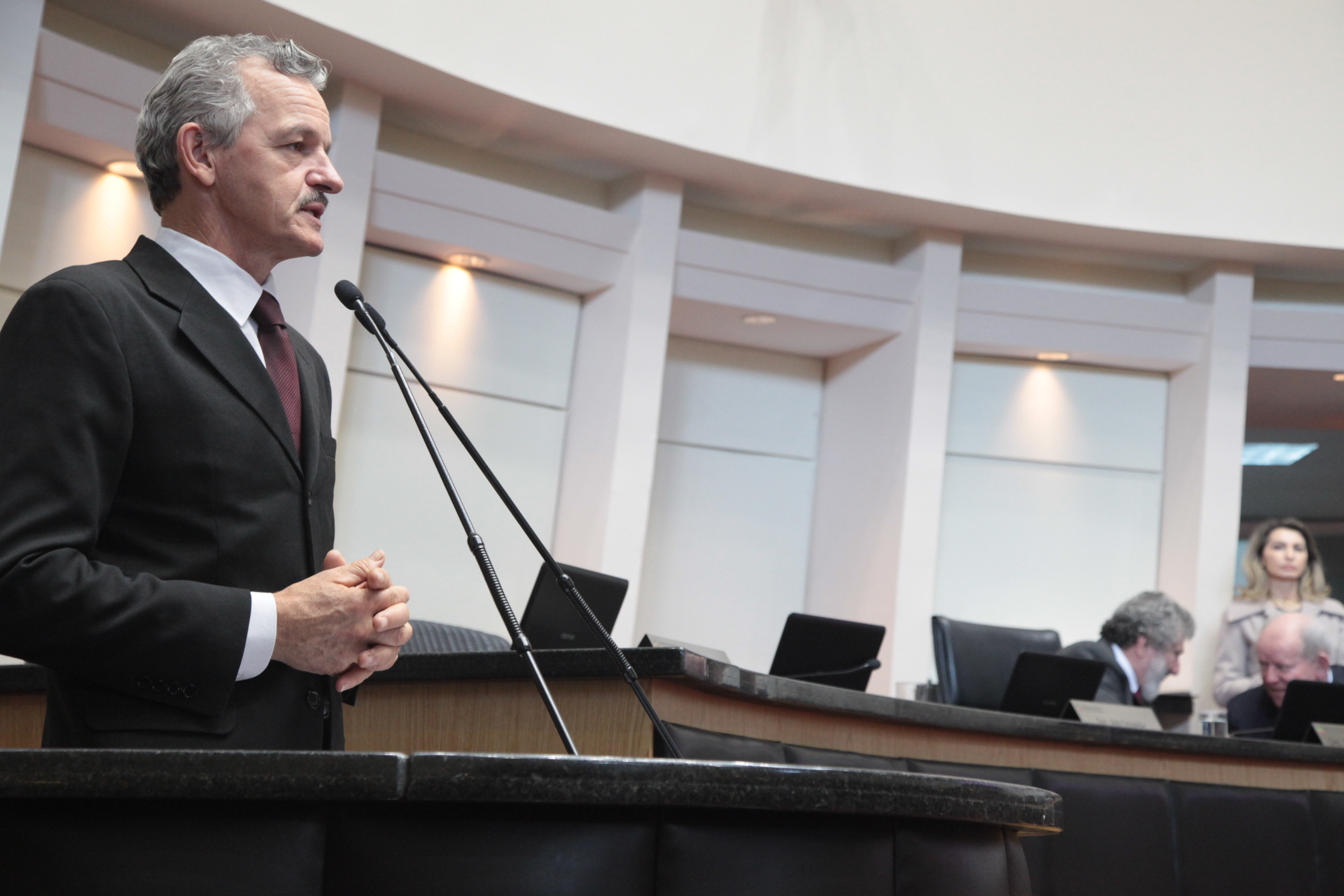 Sessão Ordinária da Assembleia Legislativa do Estado de Santa Catarina. Deputado Dirceu Dresch (PT)