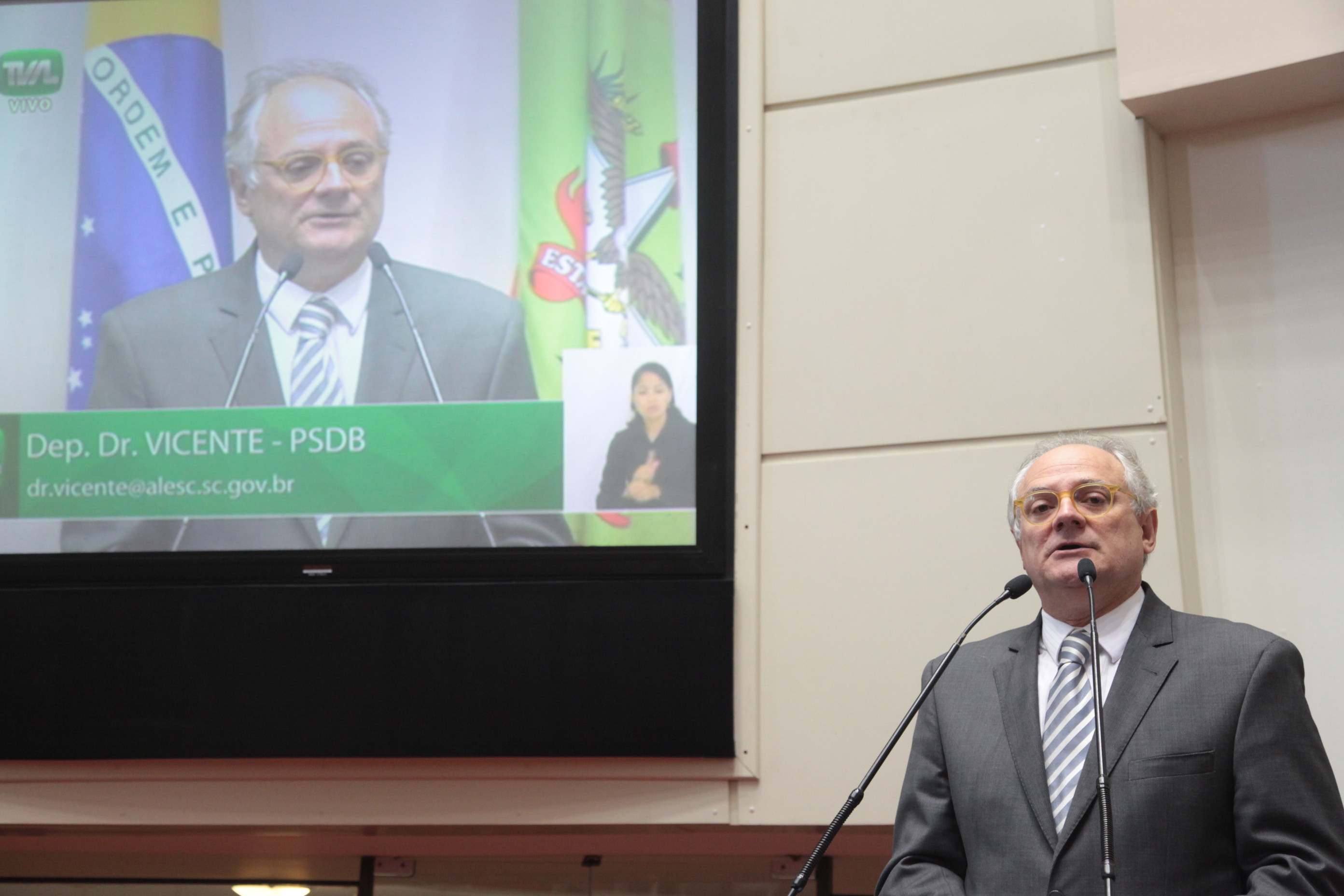 Sessão Ordinária da Assembleia Legislativa do Estado de Santa Catarina. Deputado Vicente Caropreso (PSDB)