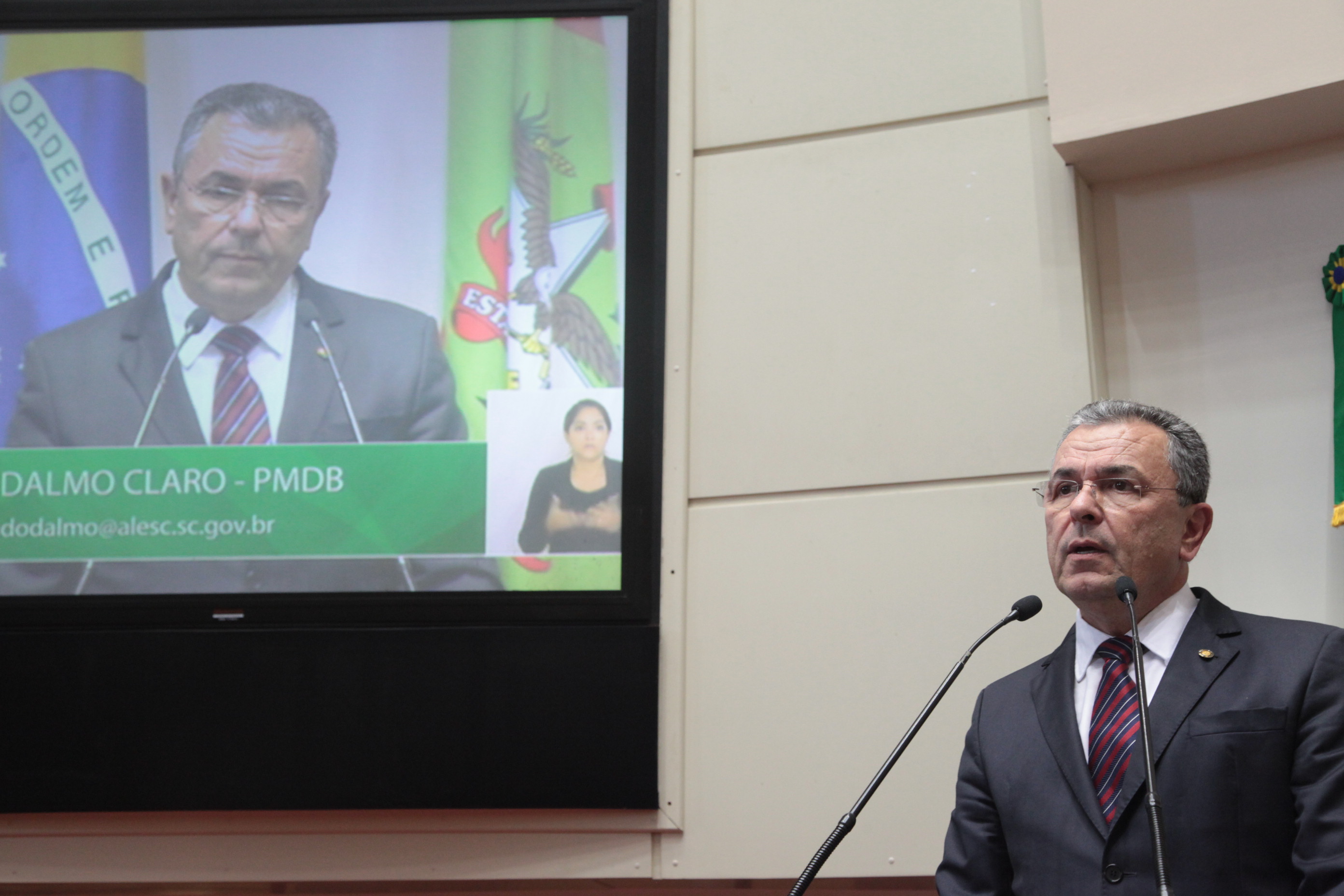 Sessão Ordinária da Assembleia Legislativa do Estado de Santa Catarina. Deputado Dr. Dalmo Claro (PMDB)