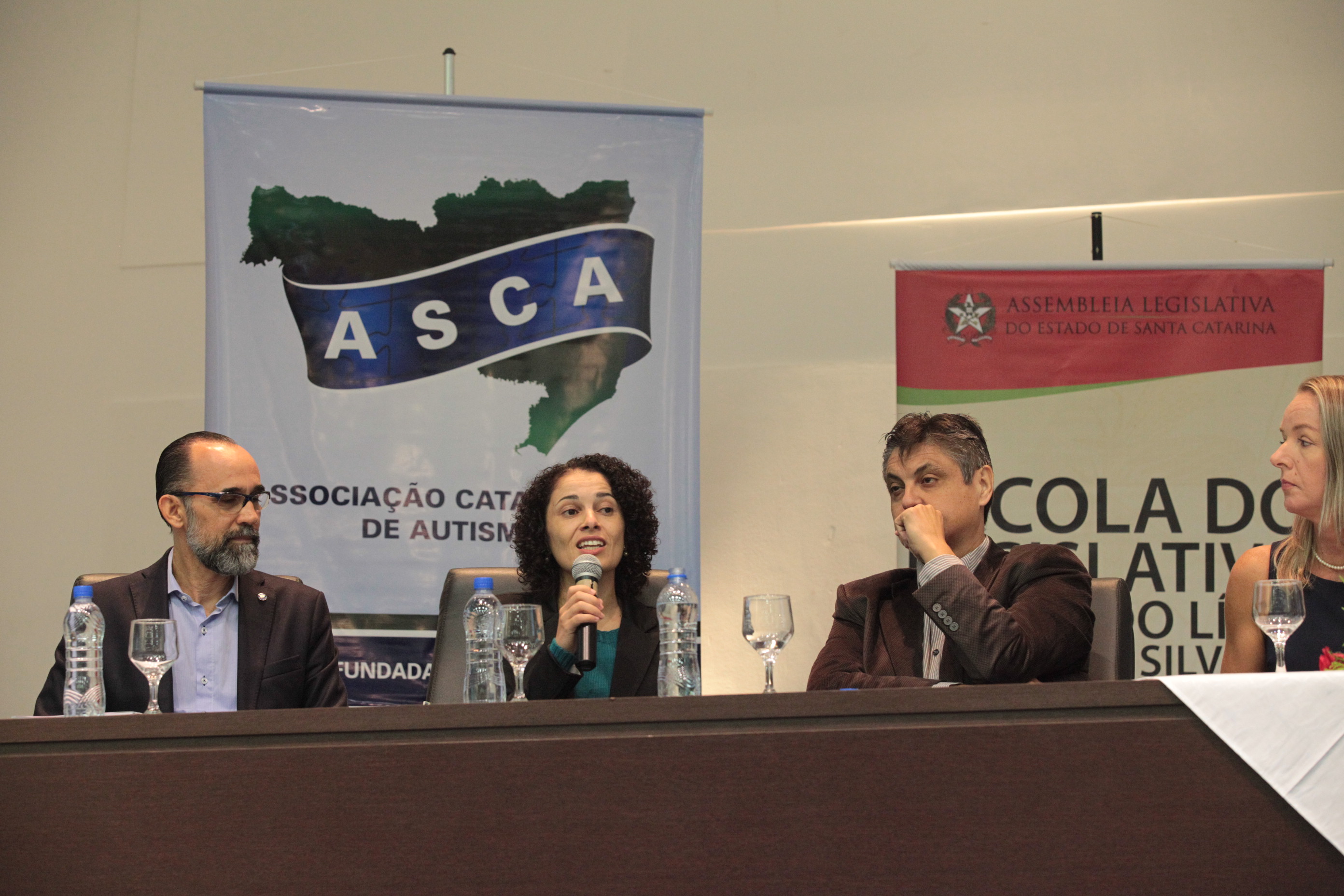 Seminário sobre o Autismo realizado em Balneário Camboriú.