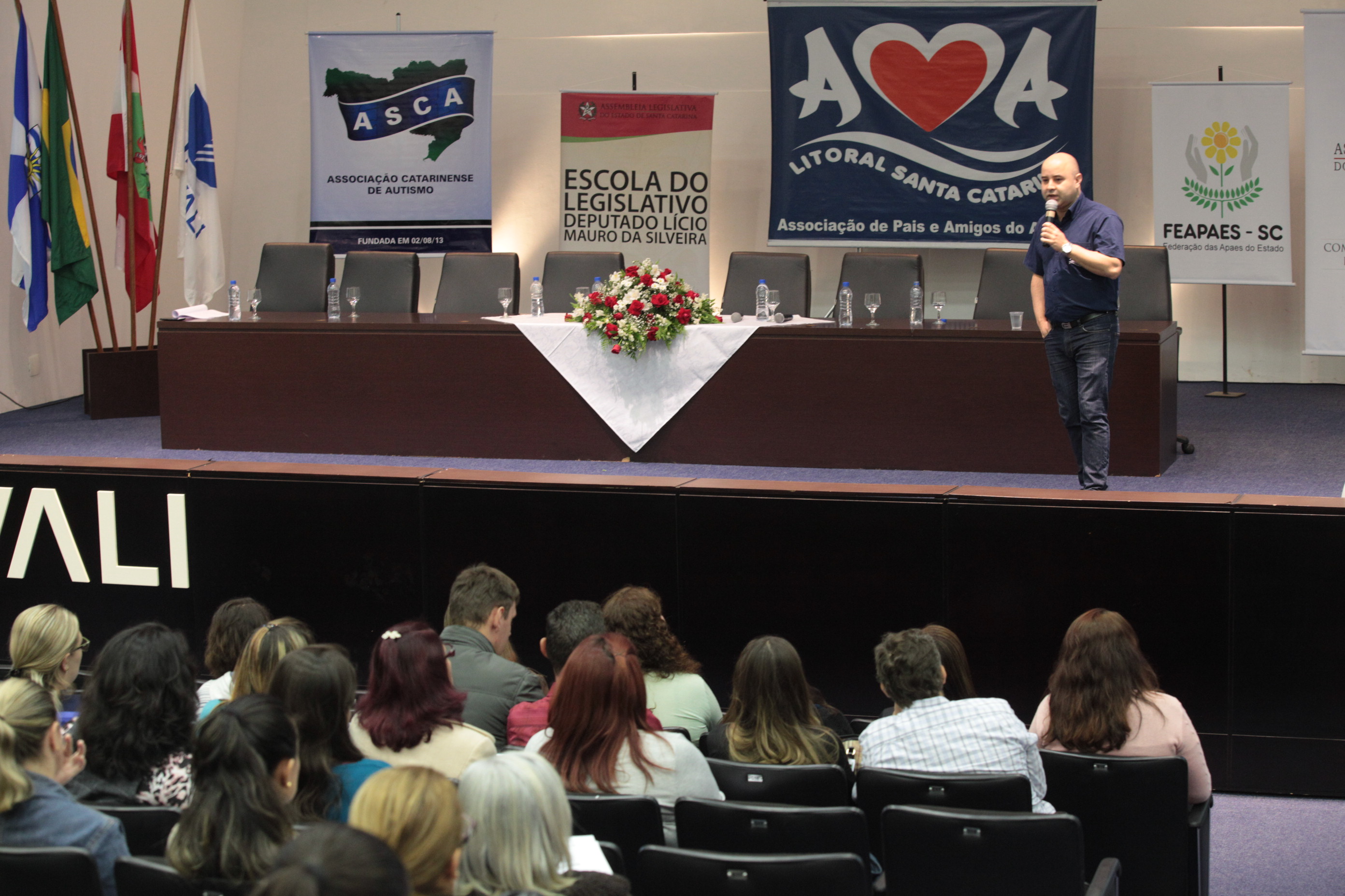 Seminário sobre o Autismo realizado em Balneário Camboriú.