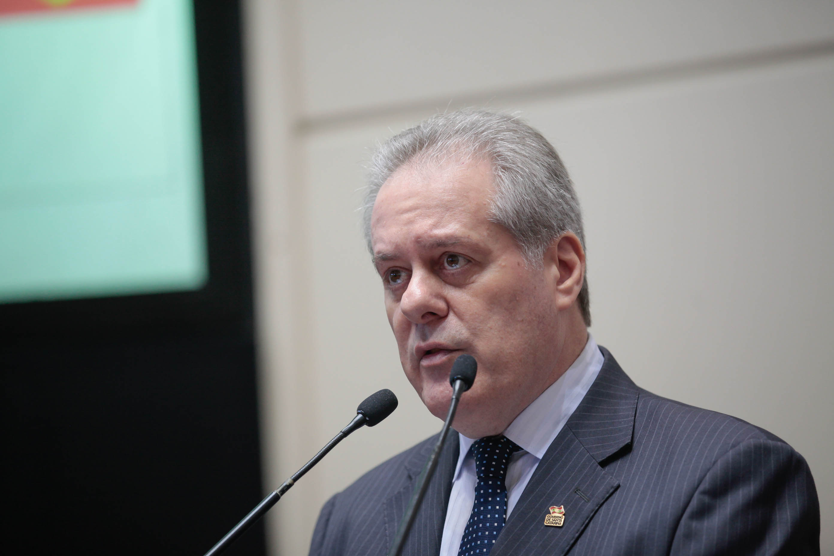 Sessão Especial para esclarecimento do Senhor Seretário de Estado e Segurança Pública sobre o Planejamento e Metas para o Cobate ao Crime no Estado de Santa Catarina.