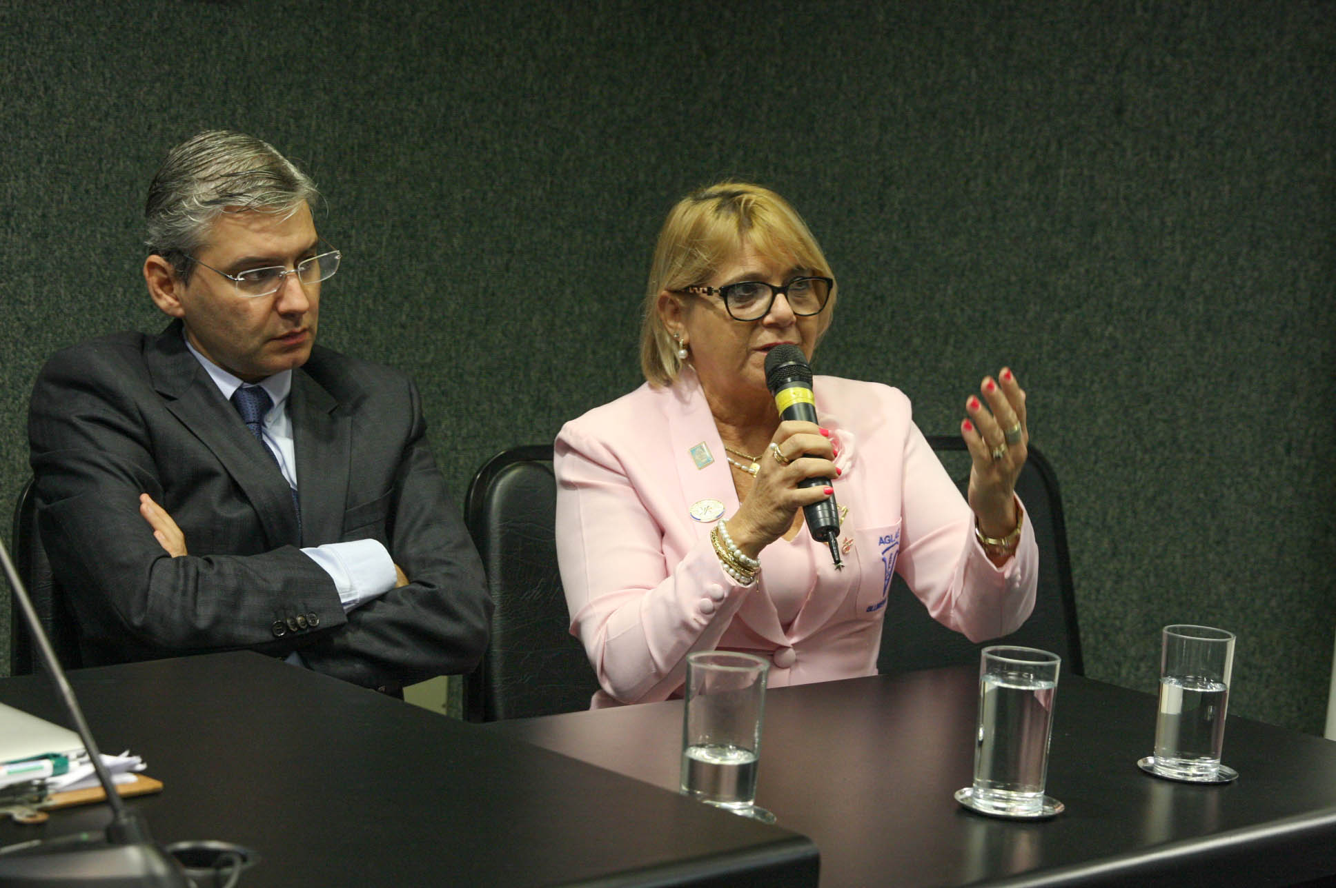 Comissão da Saúde - Idade Correta para Exame de Mamografia