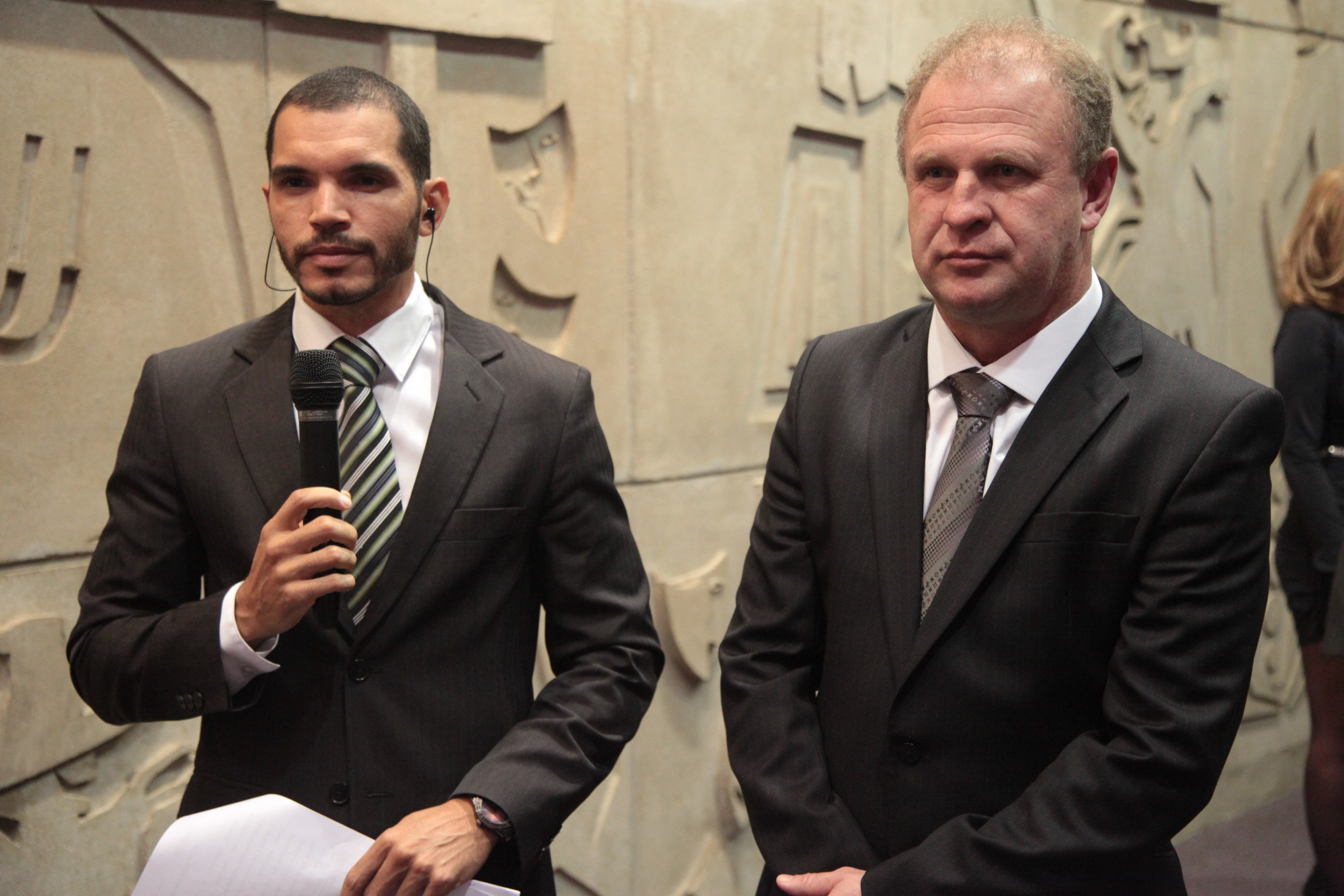 Sessão Especial - 1º Ano de Falecimento de Luis Henrique da Silveira