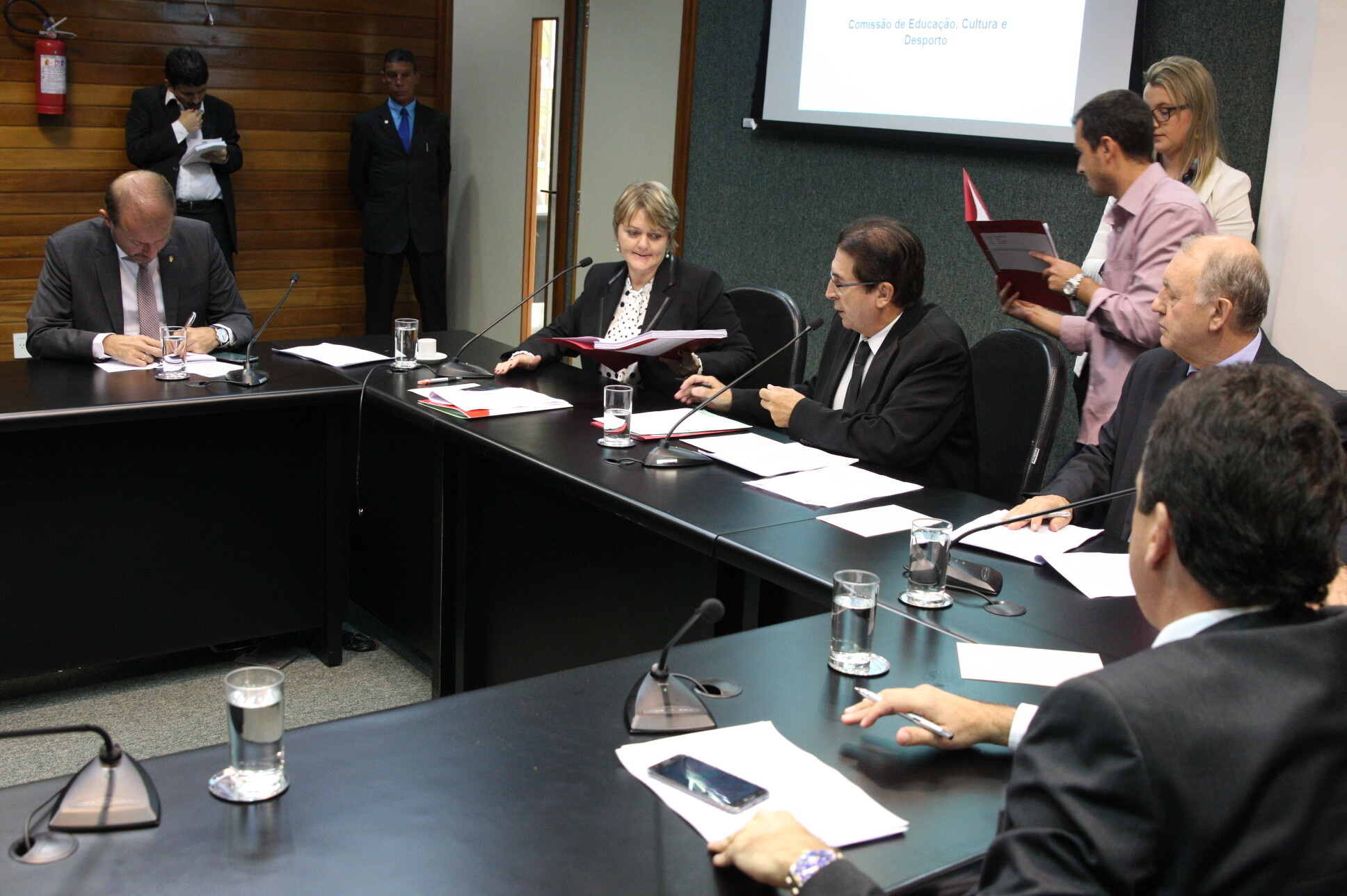Plano estadual de educação: deputados debatem metas da educação especial