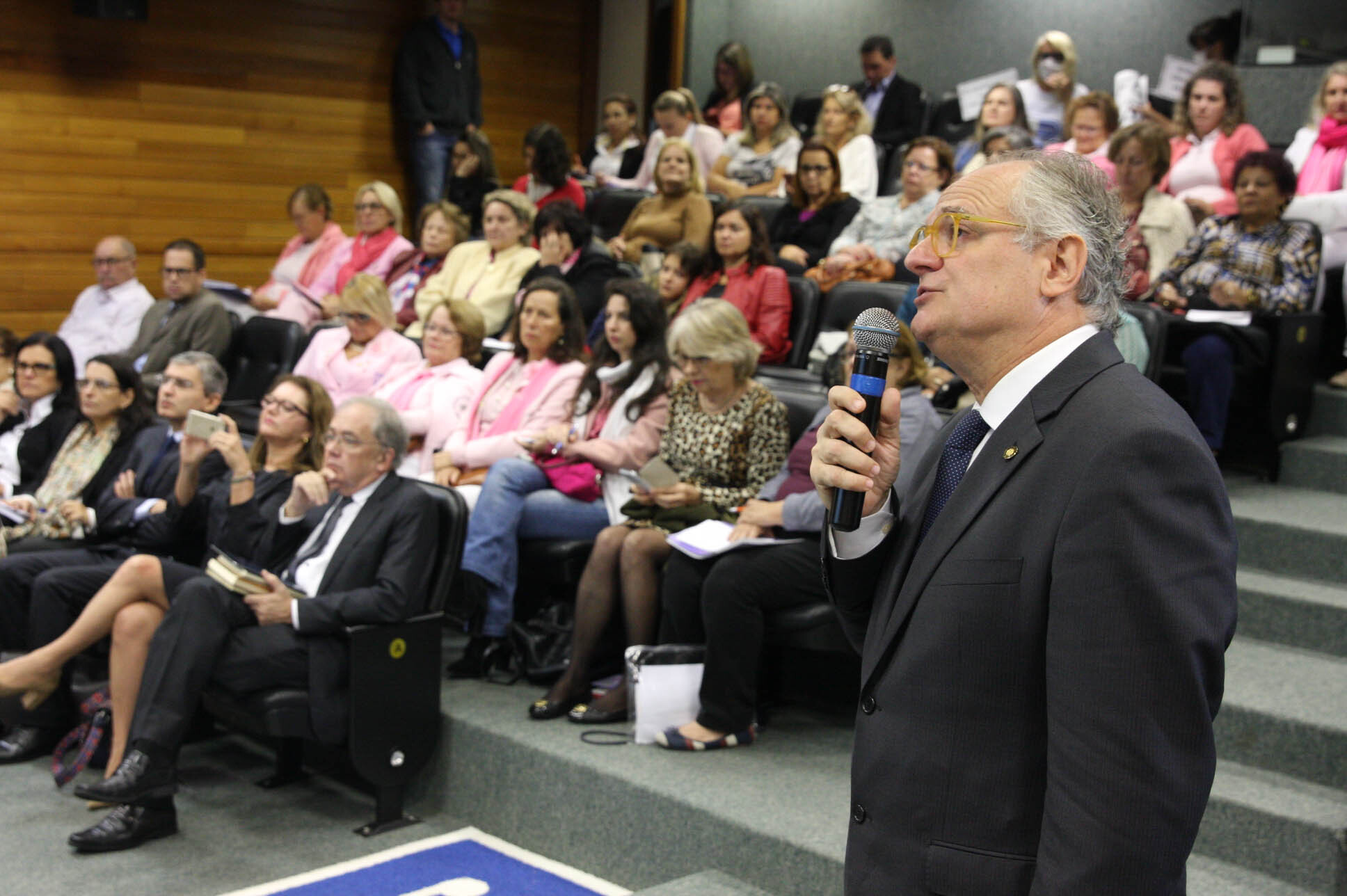 Comissão de saúde defende realização de mamografia pelo SUS a partir dos 40 anos