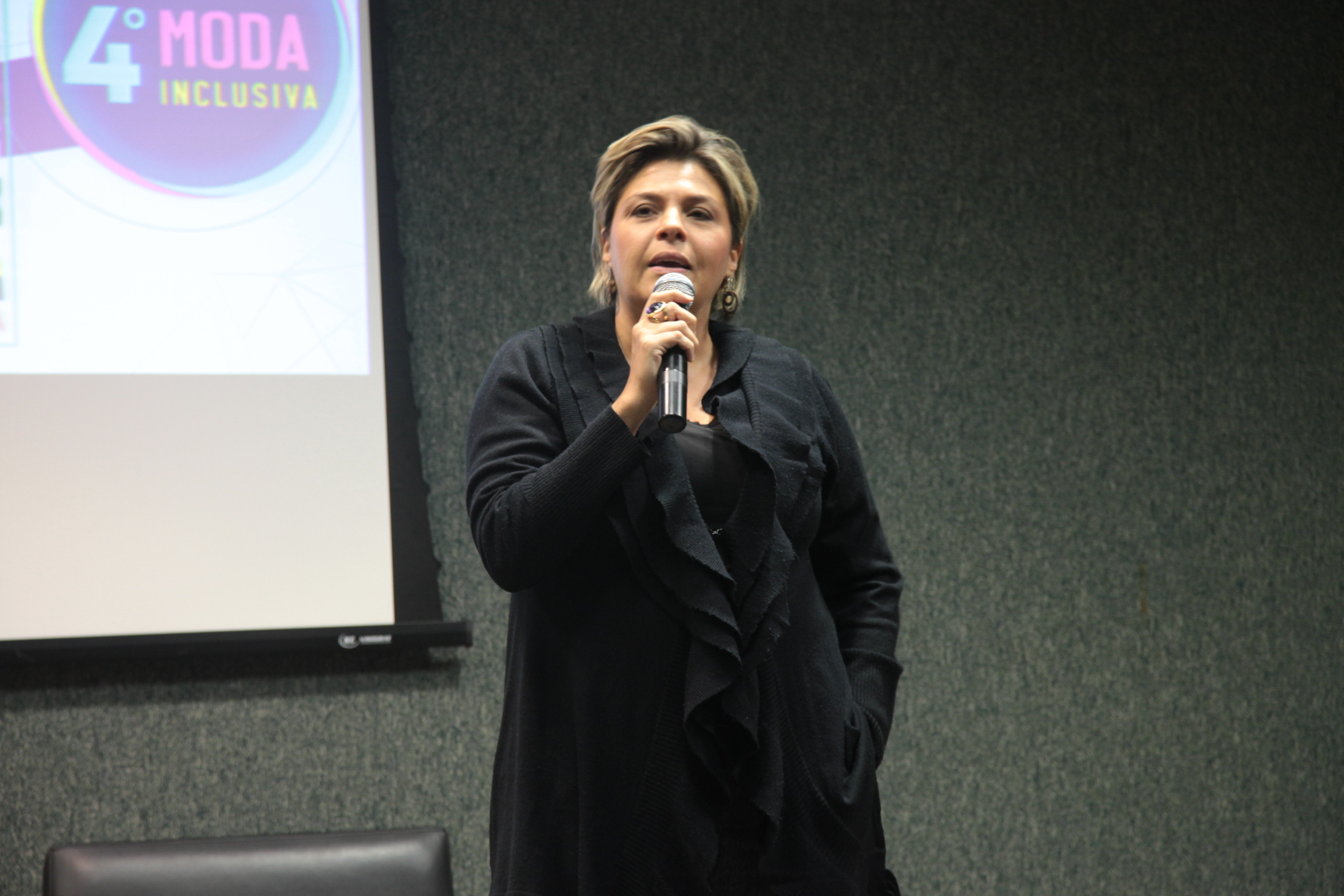 4º Prêmio Brasil Sul de Moda Inclusiva. Consultora Fernanda Dearo. Foto: Daniella Coriolano/AL