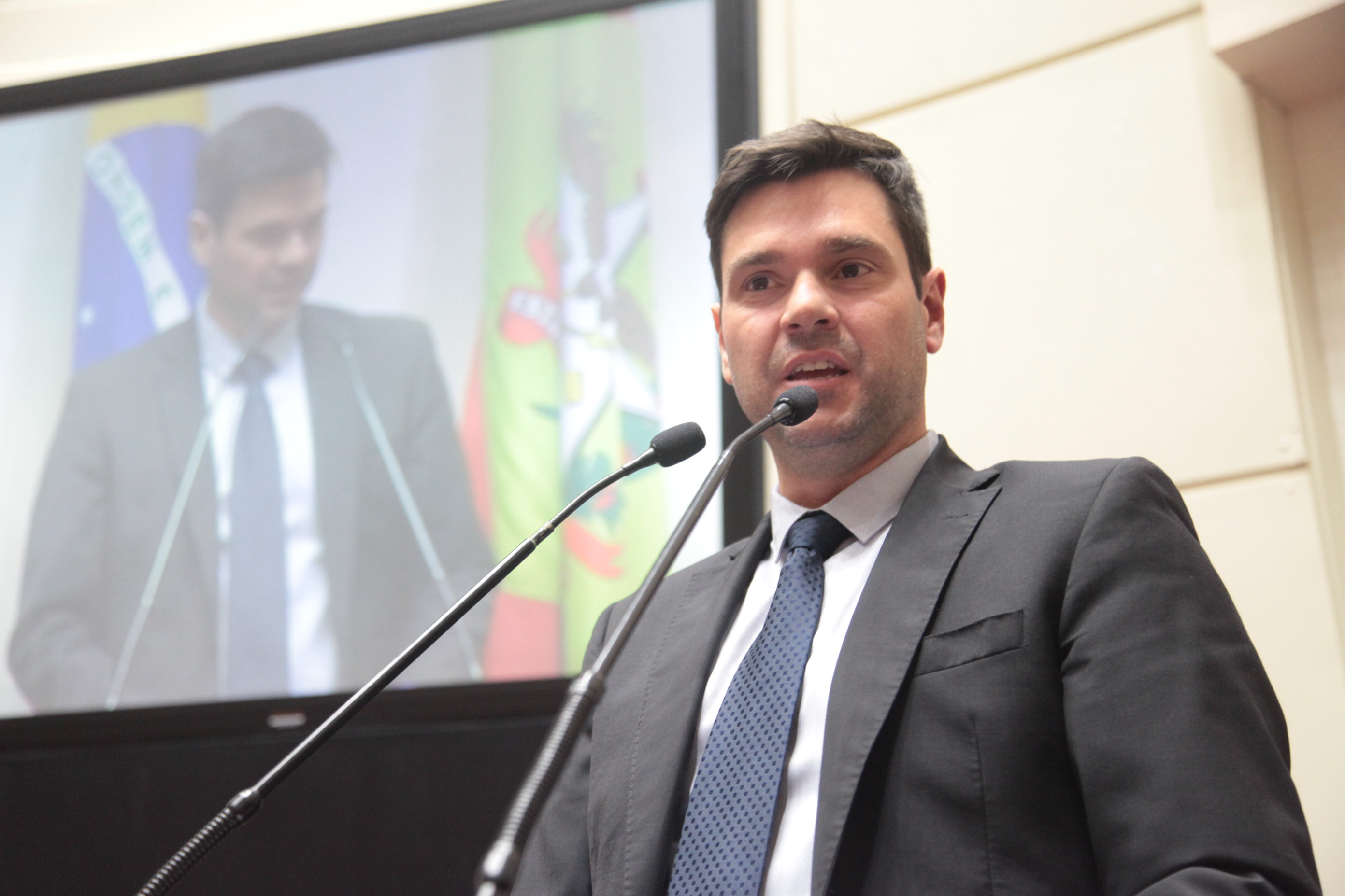 Gabriel Casara. Sessão Especial - 30 Anos do Diário Catarinense.
