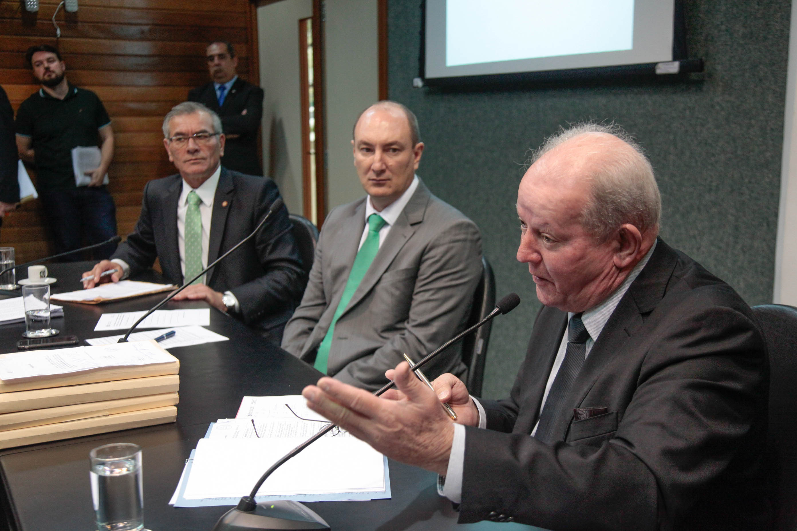 Comissão de Constituição e Justiça